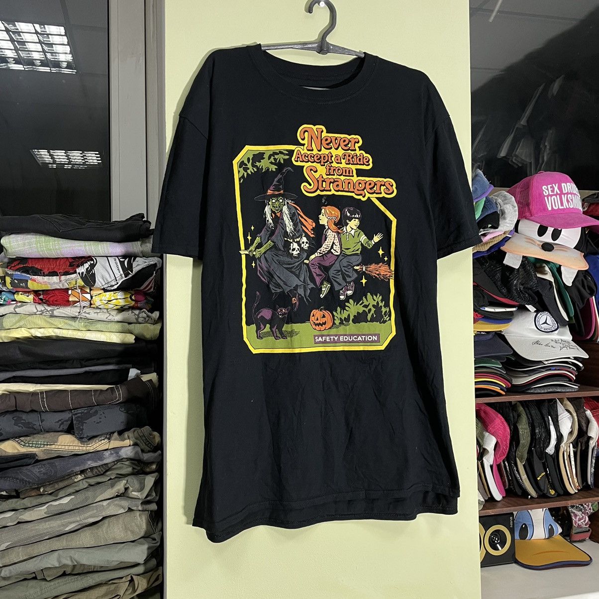 Vintage Vintage Y2K Horror Graphic Tee Sun Faded Black Grunge Slim L Size US L / EU 52-54 / 3 - 3 Thumbnail