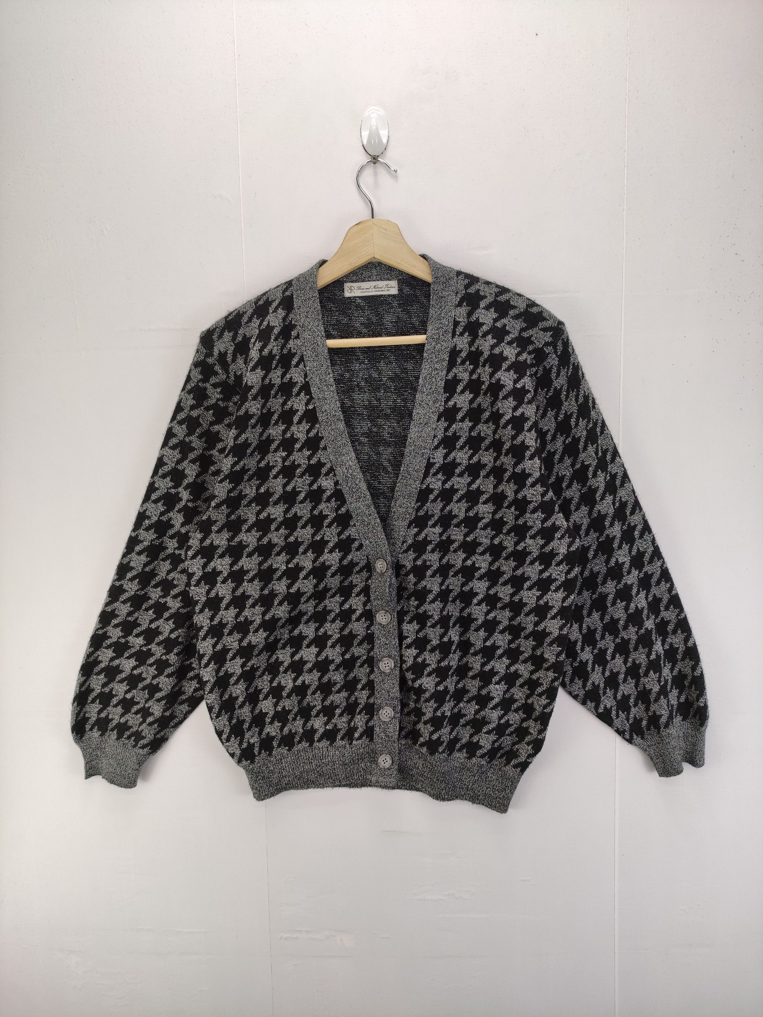 Vintage Renown Houndstooth Cardigan Knit Sweater
