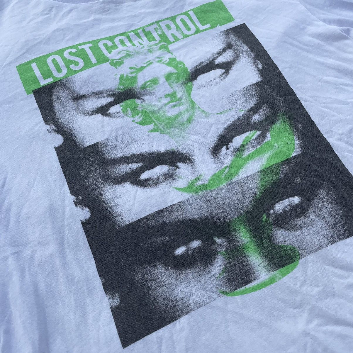Vintage Y2K Lost Control Graphic Tee Sun Faded Horror Streetwear M Size US M / EU 48-50 / 2 - 5 Thumbnail