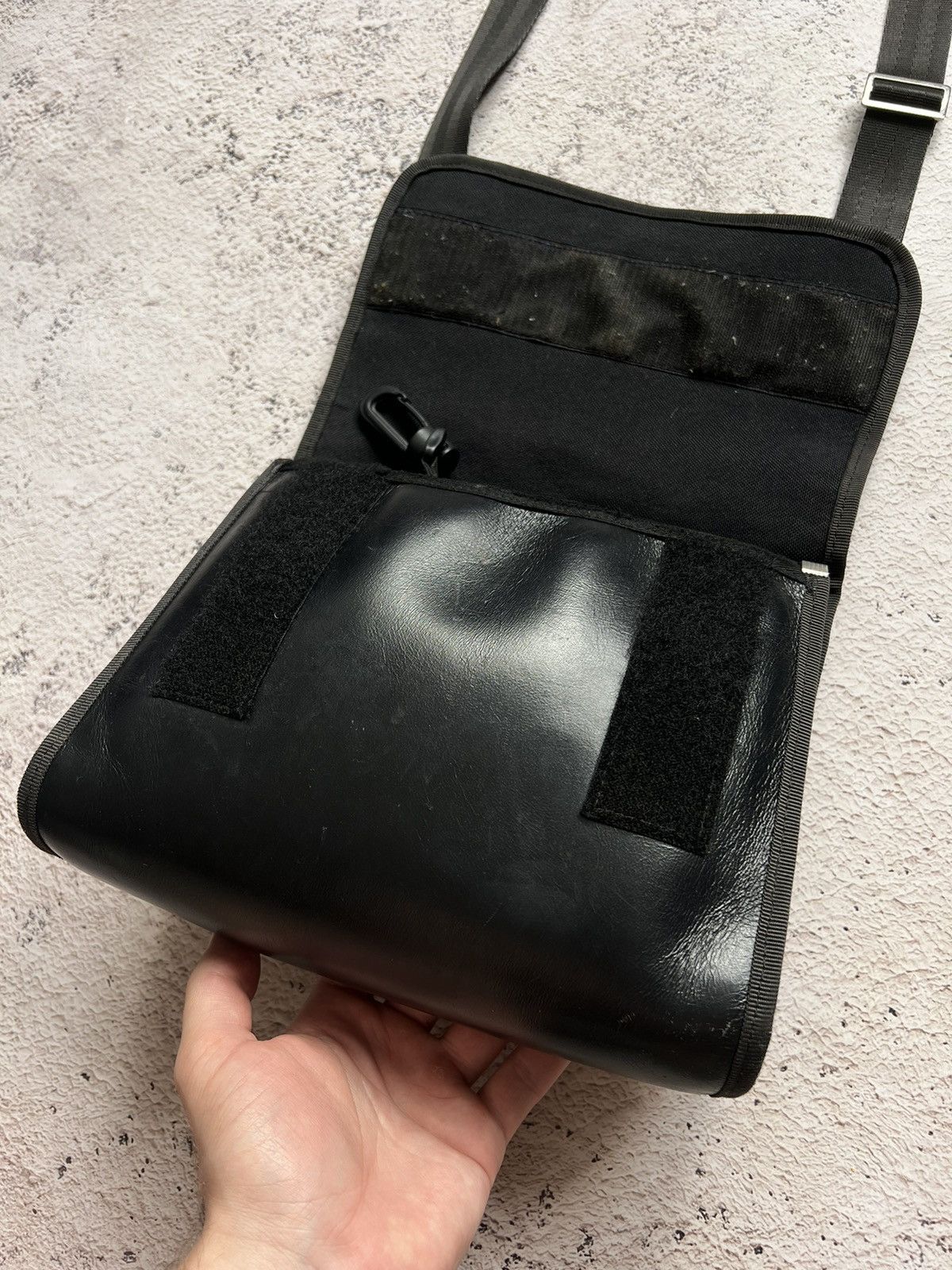 Designer × Vintage Vintage Y2K “Cow” Print Horsehair Crossbody Bag Size ONE SIZE - 8 Thumbnail