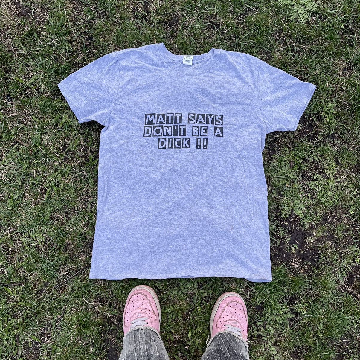 Vintage Vintage Y2K Sun Faded Graphic Tee Streetwear Humor Relaxed M Size US M / EU 48-50 / 2 - 1 Thumbnail