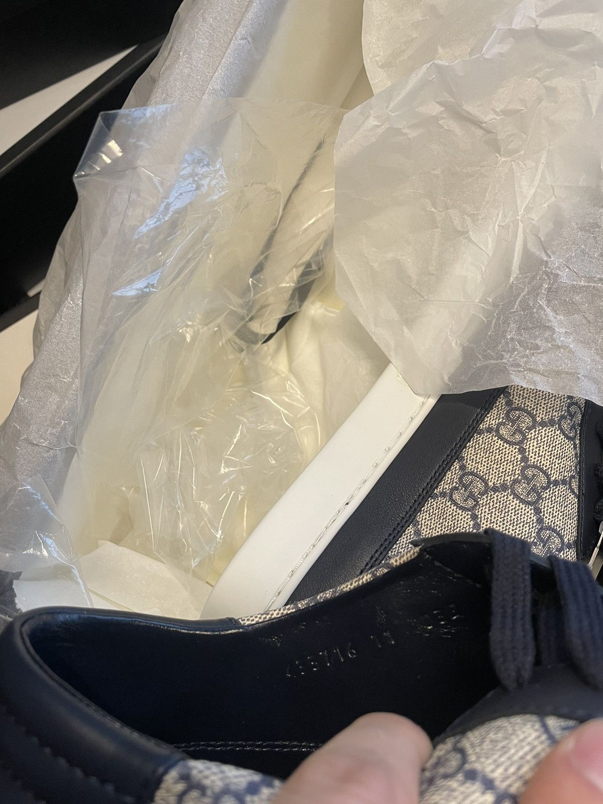 Gucci New Rare Limited Edition Supreme Gucci Logo Leather Sneaker Size US 12 / EU 45 - 5 Thumbnail