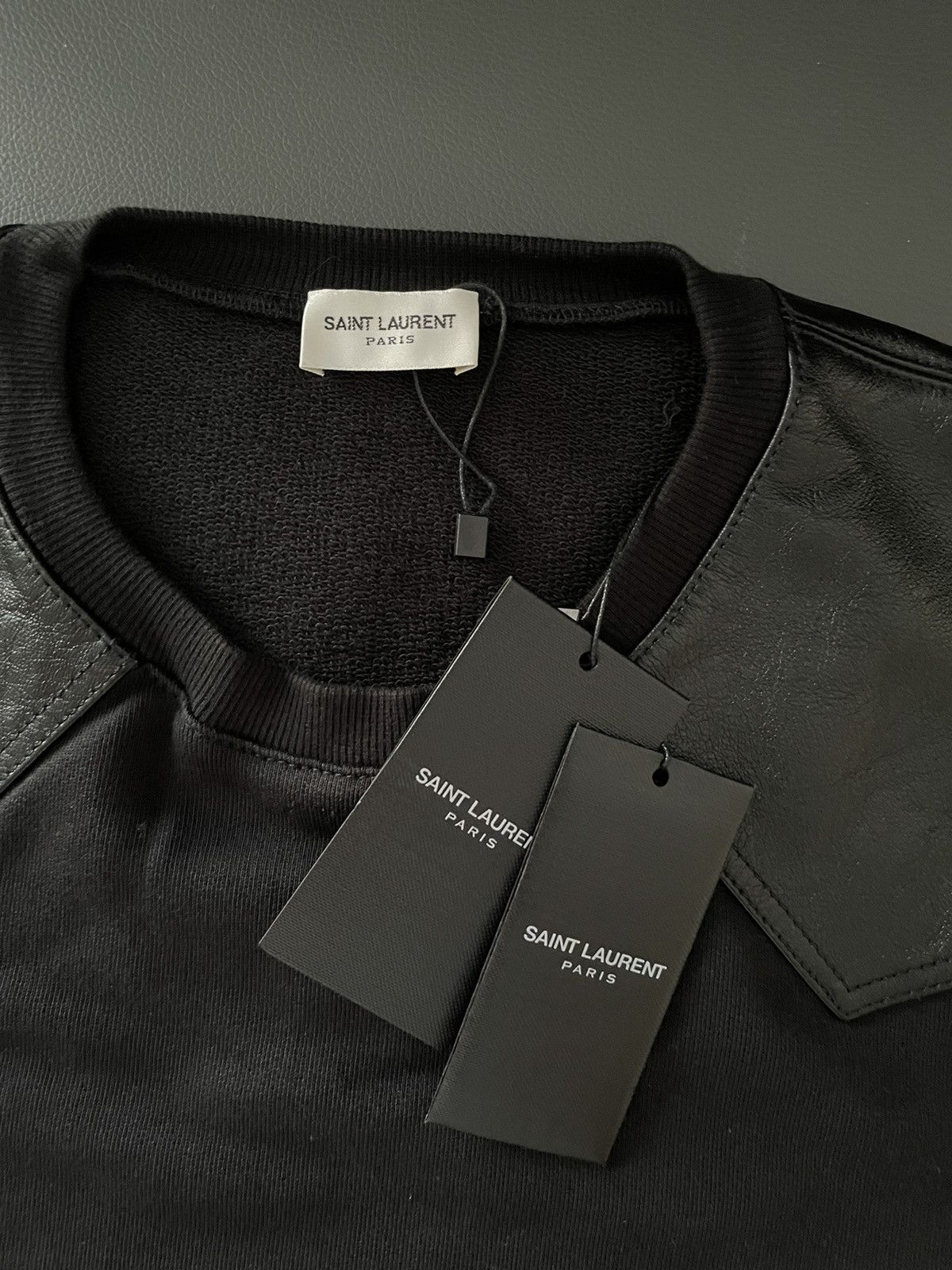 Hedi Slimane × Saint Laurent Paris × Yves Saint Laurent $2K Value Limited Edition Runway Leather Crewneck Sweatshirt Size US L / EU 52-54 / 3 - 3 Thumbnail