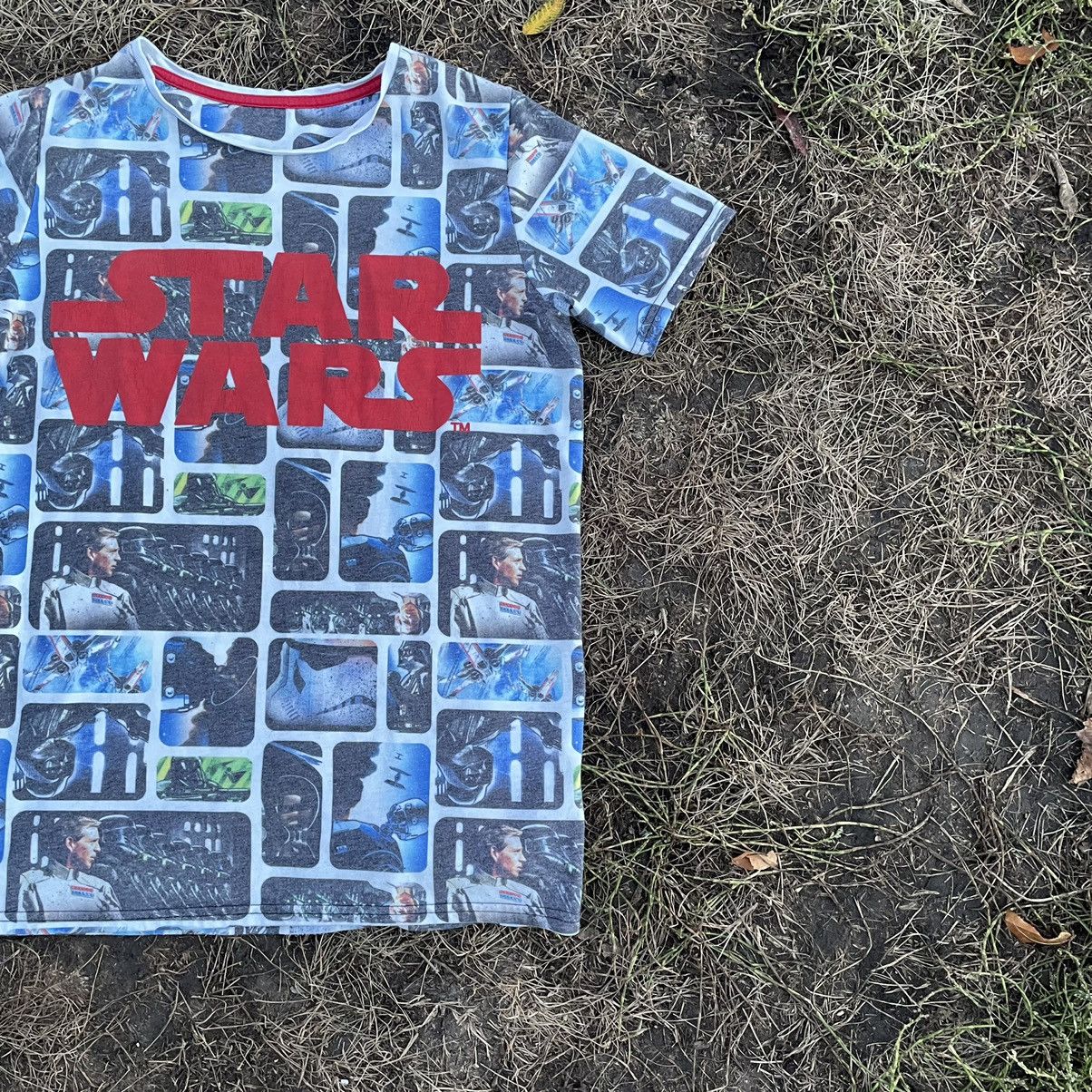 Vintage Y2K Star Wars All Over Print Graphic Tee Streetwear Slim S Size US S / EU 44-46 / 1 - 2 Thumbnail