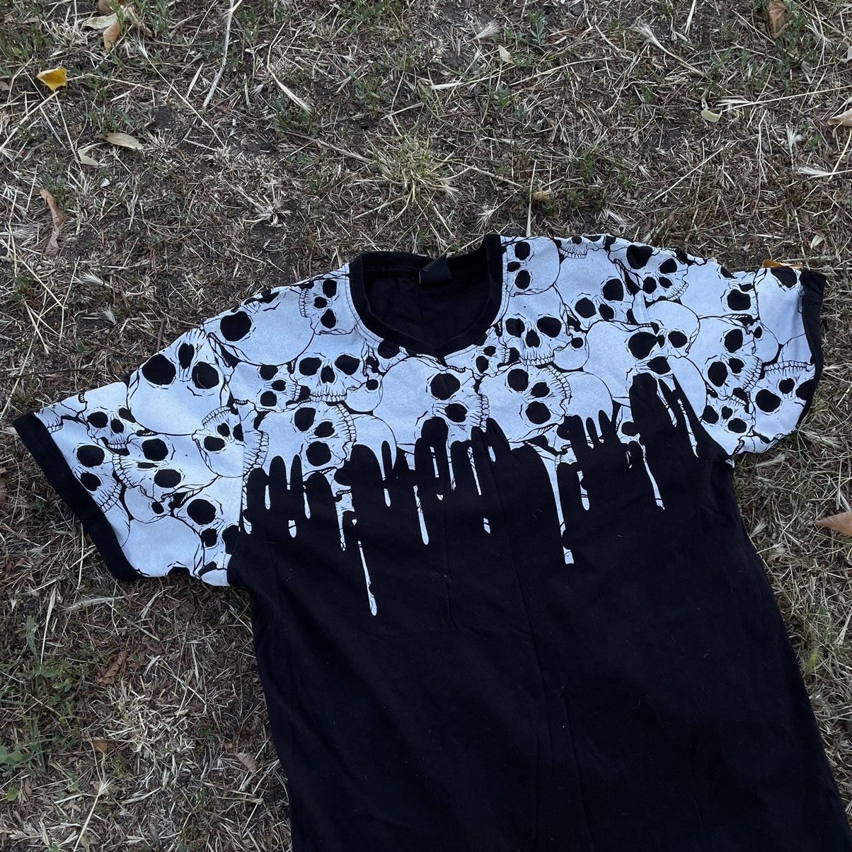 Vintage Y2K Splatter All Over Print Graphic Tee Streetwear Tapered M Size US M / EU 48-50 / 2 - 2 Thumbnail