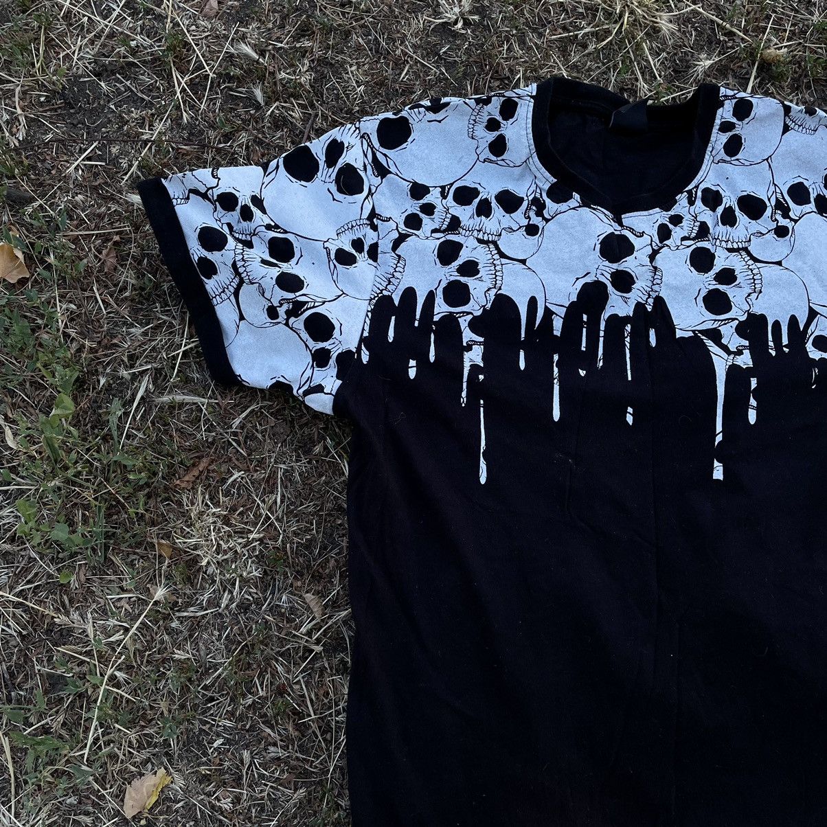Vintage Y2K Splatter All Over Print Graphic Tee Streetwear Tapered M Size US M / EU 48-50 / 2 - 4 Thumbnail