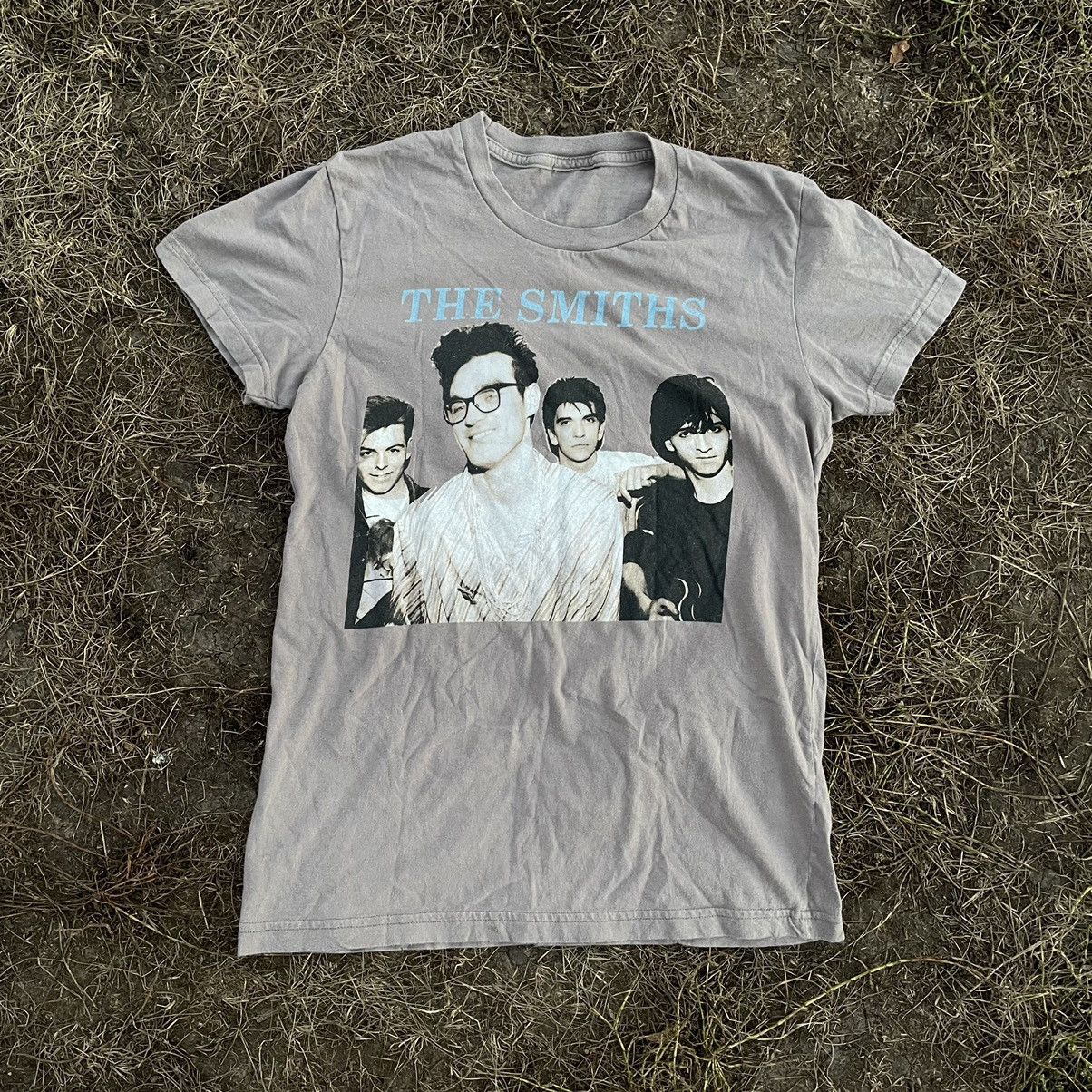 Vintage Vintage Y2K The Smiths Band Tee Sun Faded Graphic Print M Size US M / EU 48-50 / 2 - 1 Thumbnail