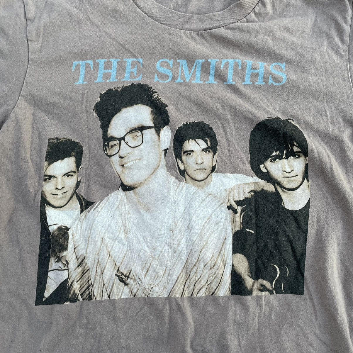 Vintage Vintage Y2K The Smiths Band Tee Sun Faded Graphic Print M Size US M / EU 48-50 / 2 - 4 Thumbnail