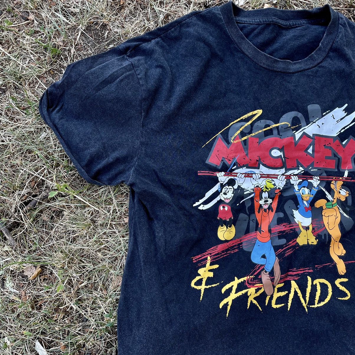 Vintage Vintage Y2K Mickey Mouse Graphic Tee Sun Faded Skate Slim S Size US S / EU 44-46 / 1 - 2 Thumbnail