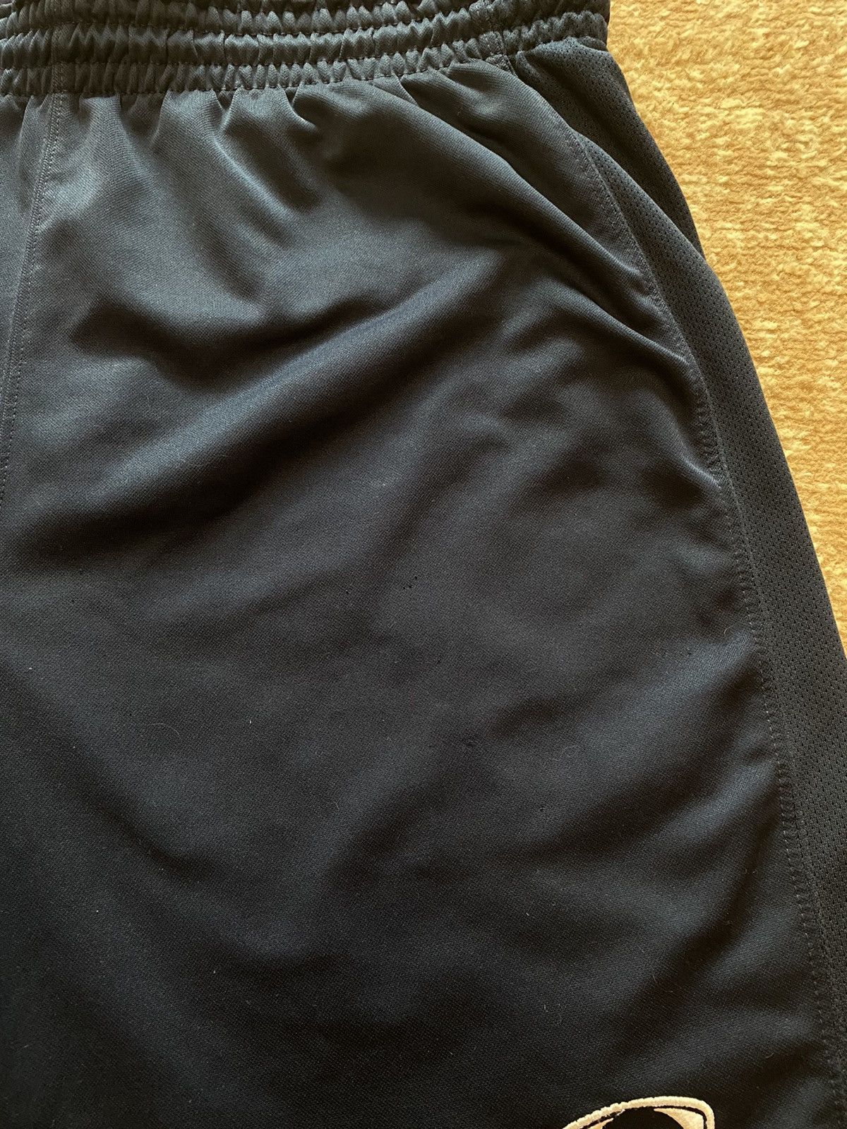 Nike Vintage Nike shorts streetwear swoosh casual y2k size S Size US 30 / EU 46 - 2 Thumbnail