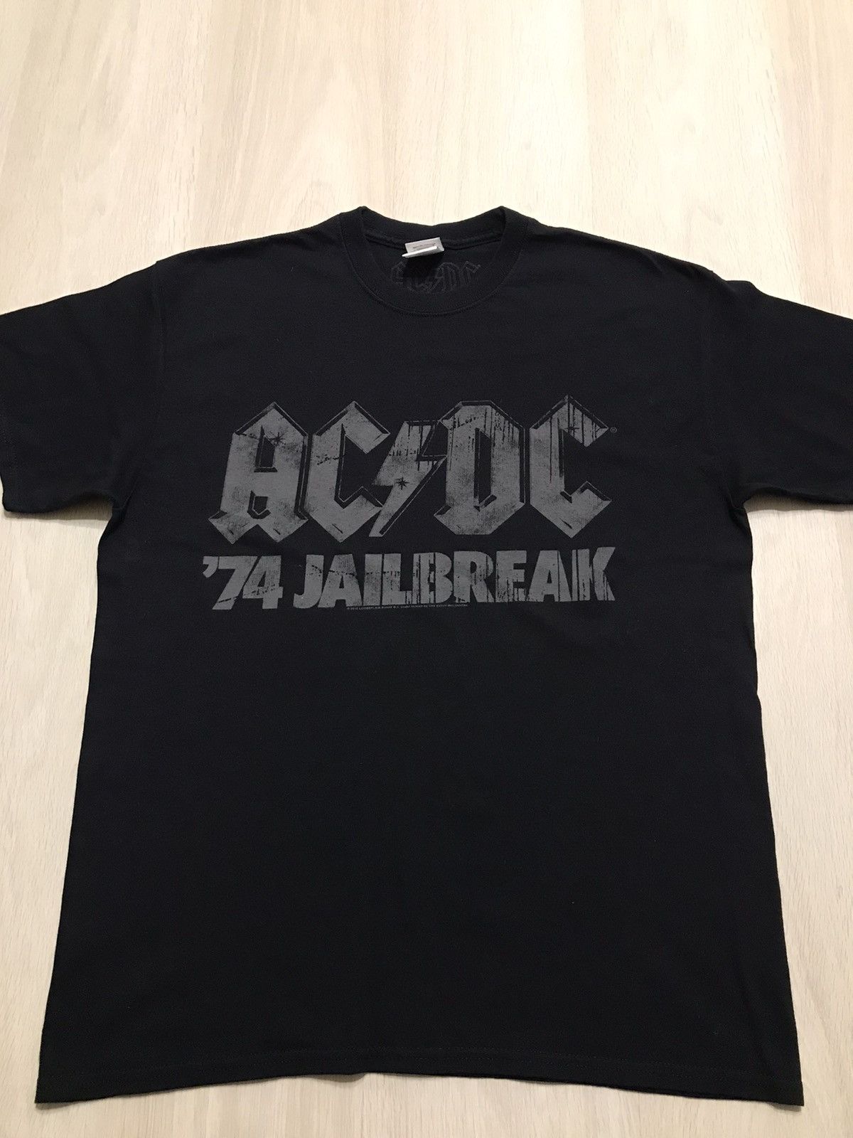 AC/DC AC/DC ‘74 JAILBREAK rock tee 2012 Size US M / EU 48-50 / 2 - 1 Thumbnail