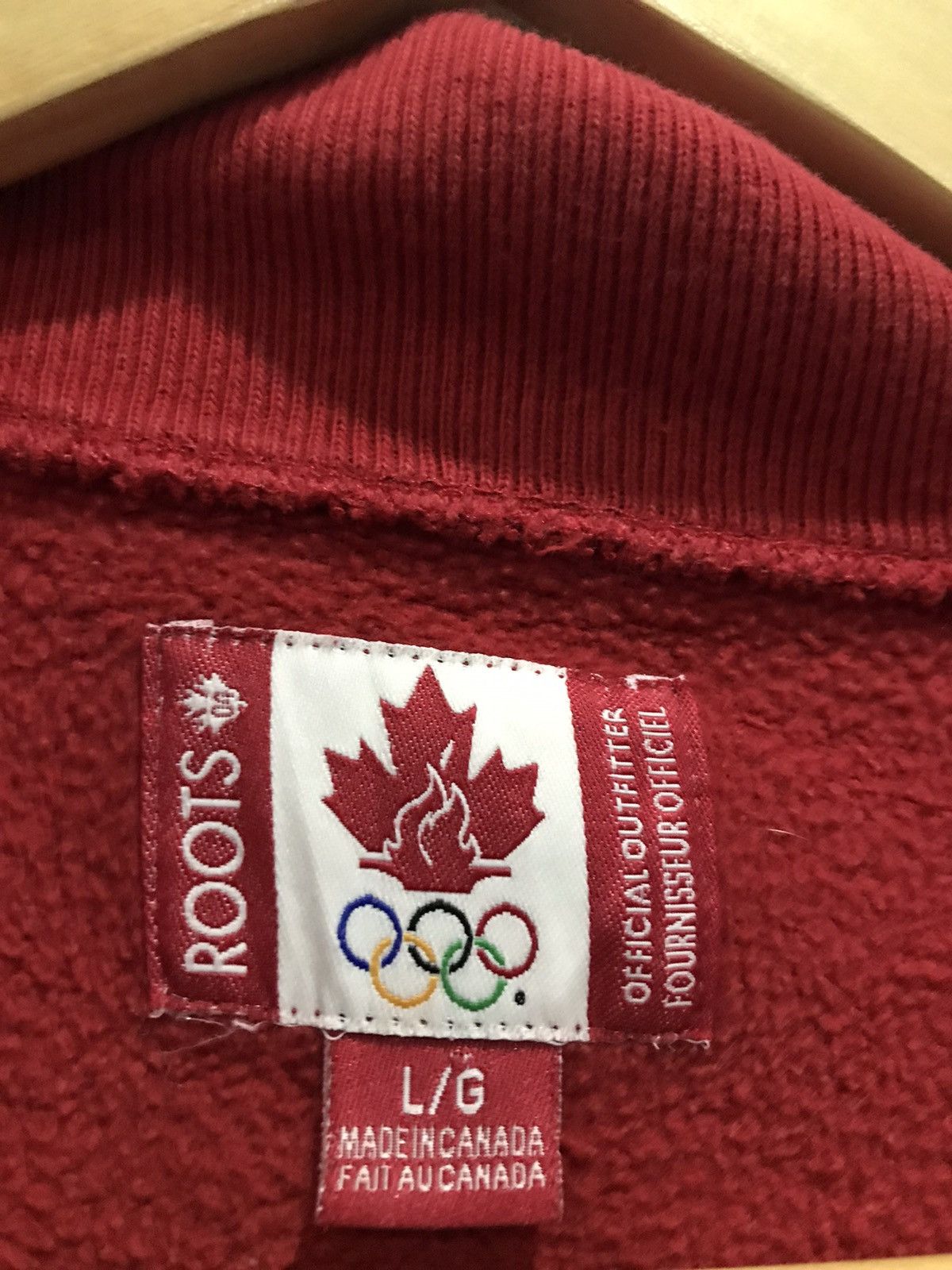 USA Olympics Rare🔥🔥Canadian Olympics Athens 2004 Sweatshirt Size US M / EU 48-50 / 2 - 13 Thumbnail