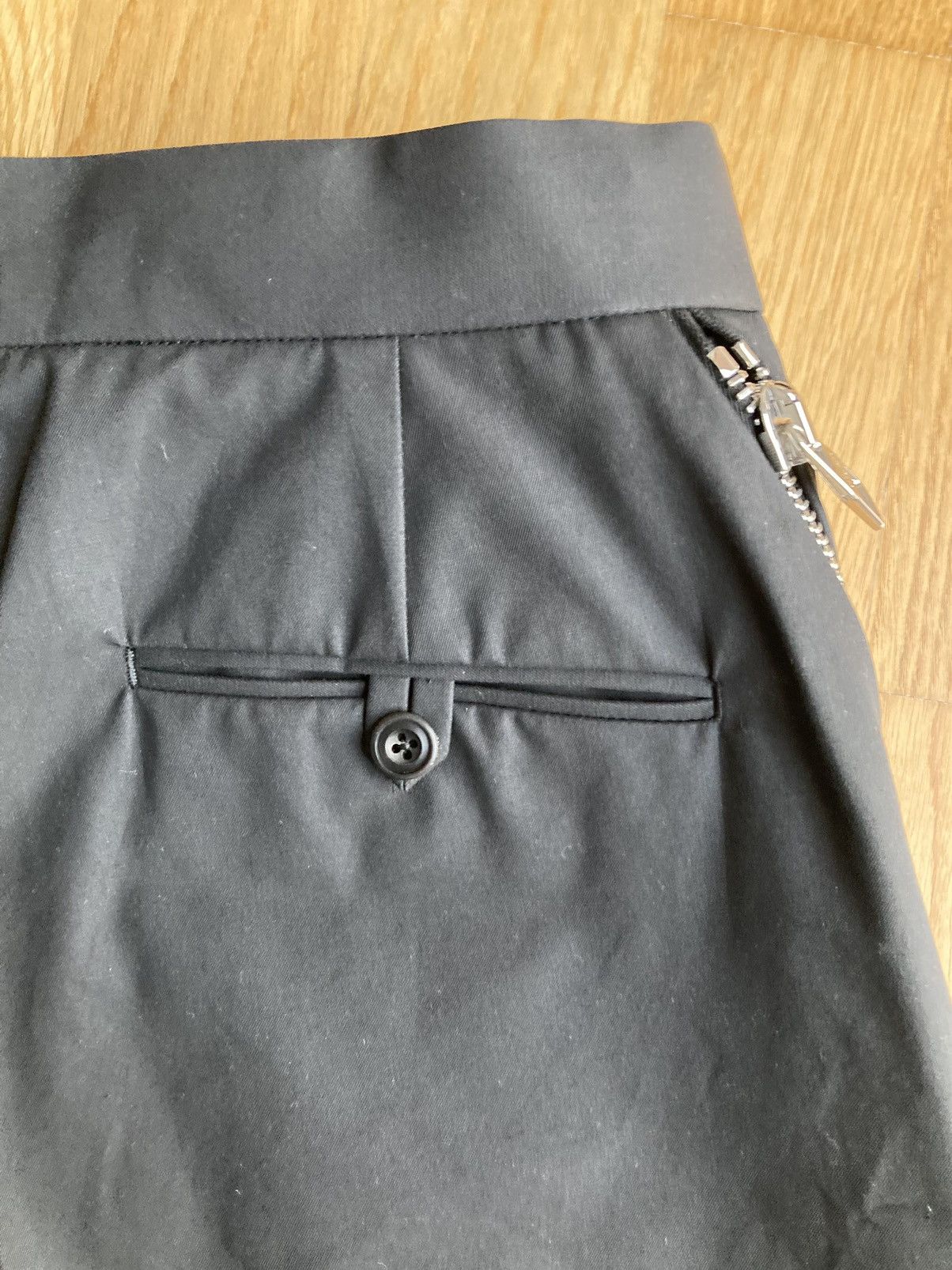Alexander McQueen BNWT ALEXANDER MCQUEEN COTTON GABARDINE ZIP SHORTS - SS2022 Size US 32 / EU 48 - 11 Thumbnail