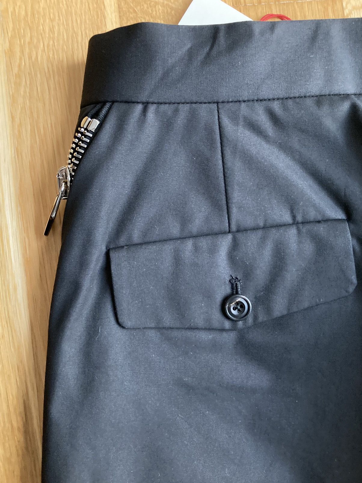 Alexander McQueen BNWT ALEXANDER MCQUEEN COTTON GABARDINE ZIP SHORTS - SS2022 Size US 32 / EU 48 - 10 Thumbnail