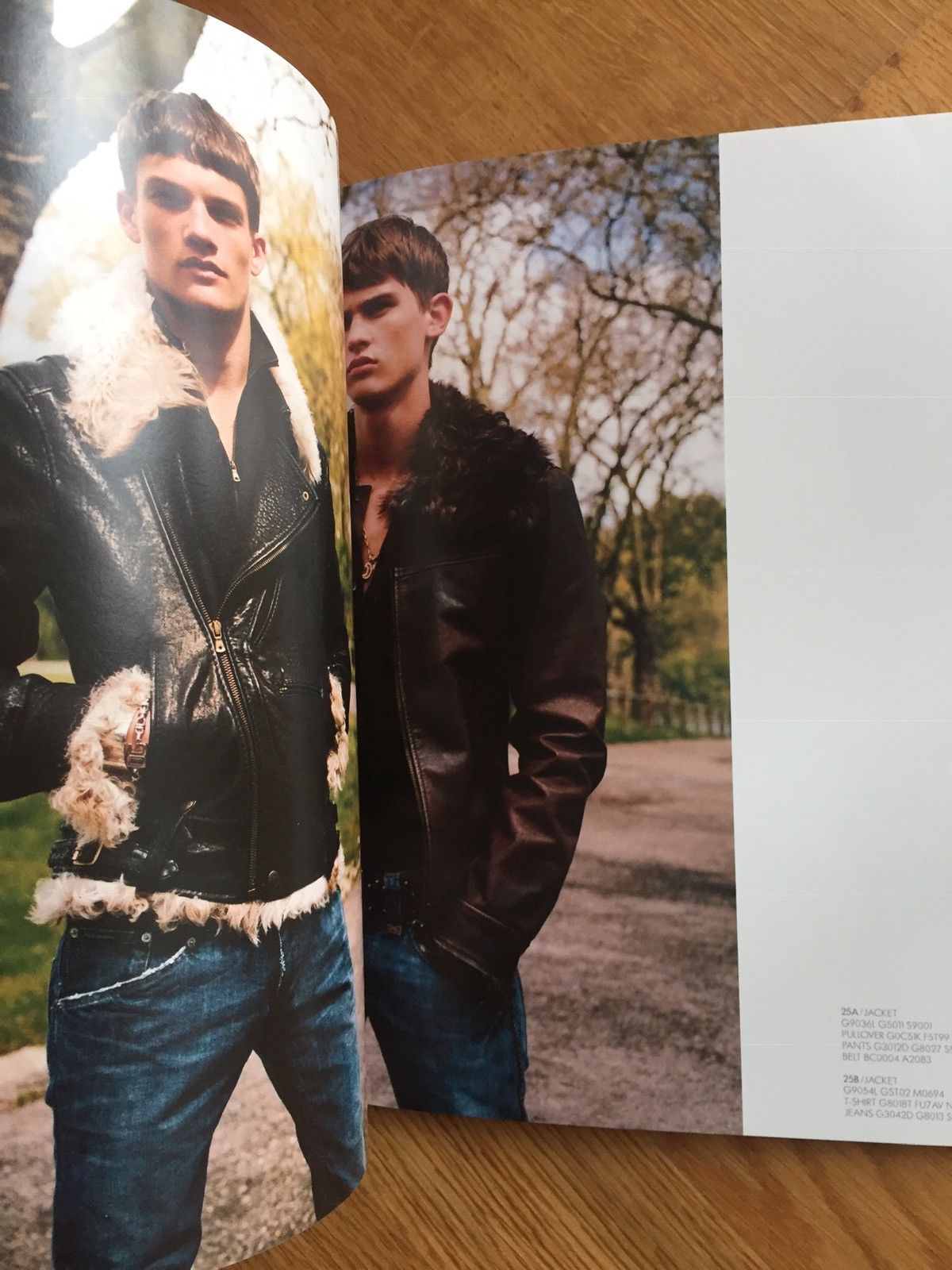 Dolce & Gabbana DOLCE & GABBANA MENS LOOKBOOK - FW2006 Size ONE SIZE - 16 Thumbnail