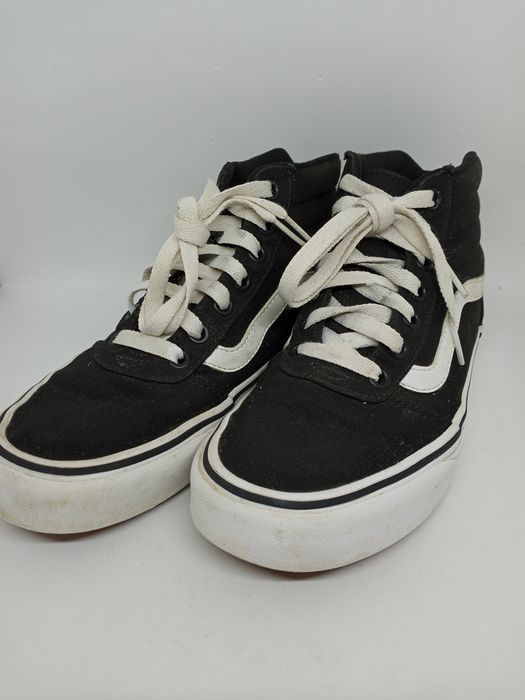 Vans Vans 751505 Women s Black High Top Canvas Sneakers Sz 6 Grailed