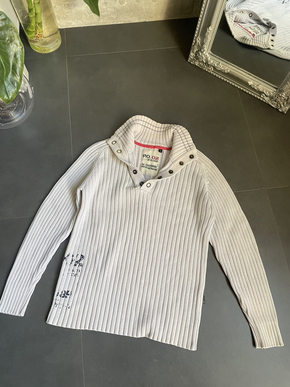 Vintage Vintage Y2k Adult Japanese Sweater 1/3 Size US S / EU 44-46 / 1 - 1 Thumbnail