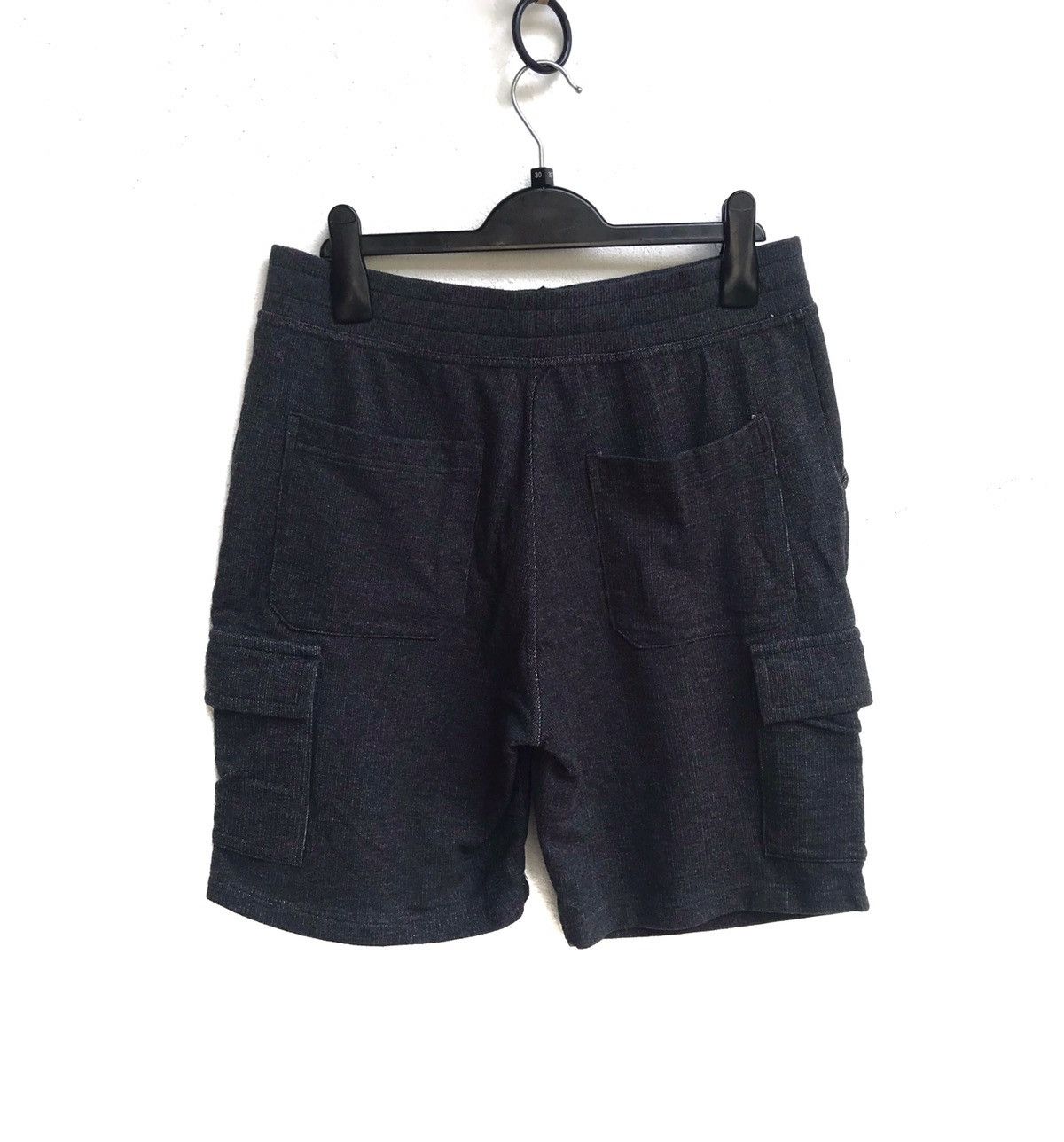 GU × Japanese Brand 🔥Gu Cargo Short Pants Size US 28 / EU 44 - 2 Thumbnail