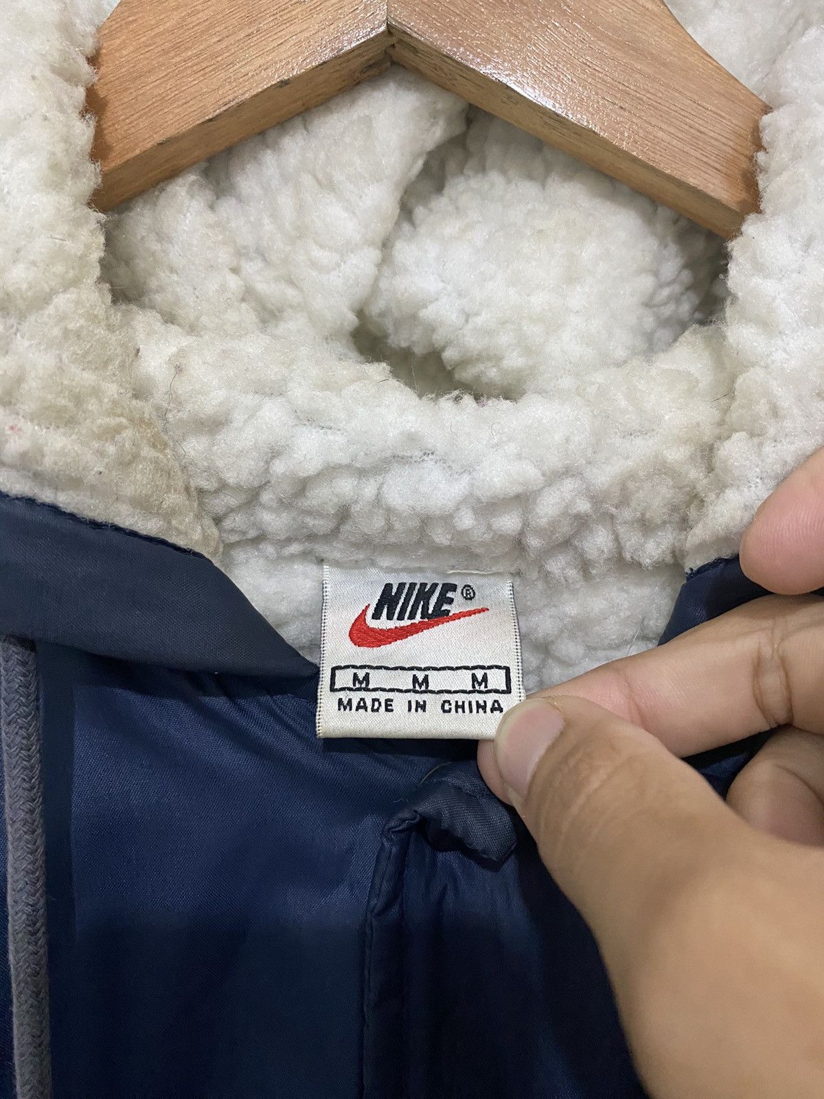 Nike × Vintage Vintage 90s Nike Big Logo Inner Fleece Long Coat Size US M / EU 48-50 / 2 - 10 Thumbnail
