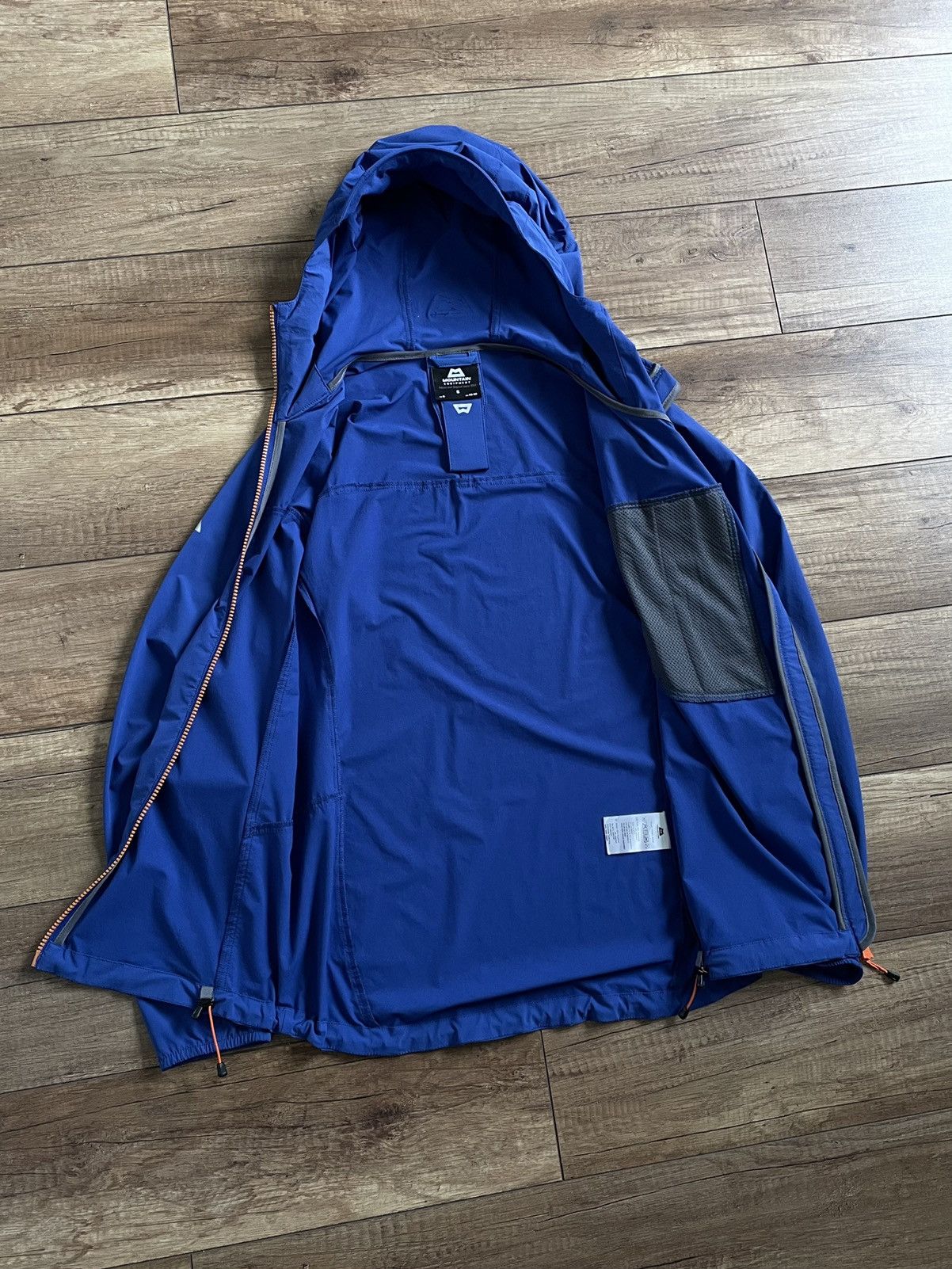Mountain Equipment Mountain Equipment Squall Hooded Jacket ArcTeryx Style Size US S / EU 44-46 / 1 - 8 Thumbnail