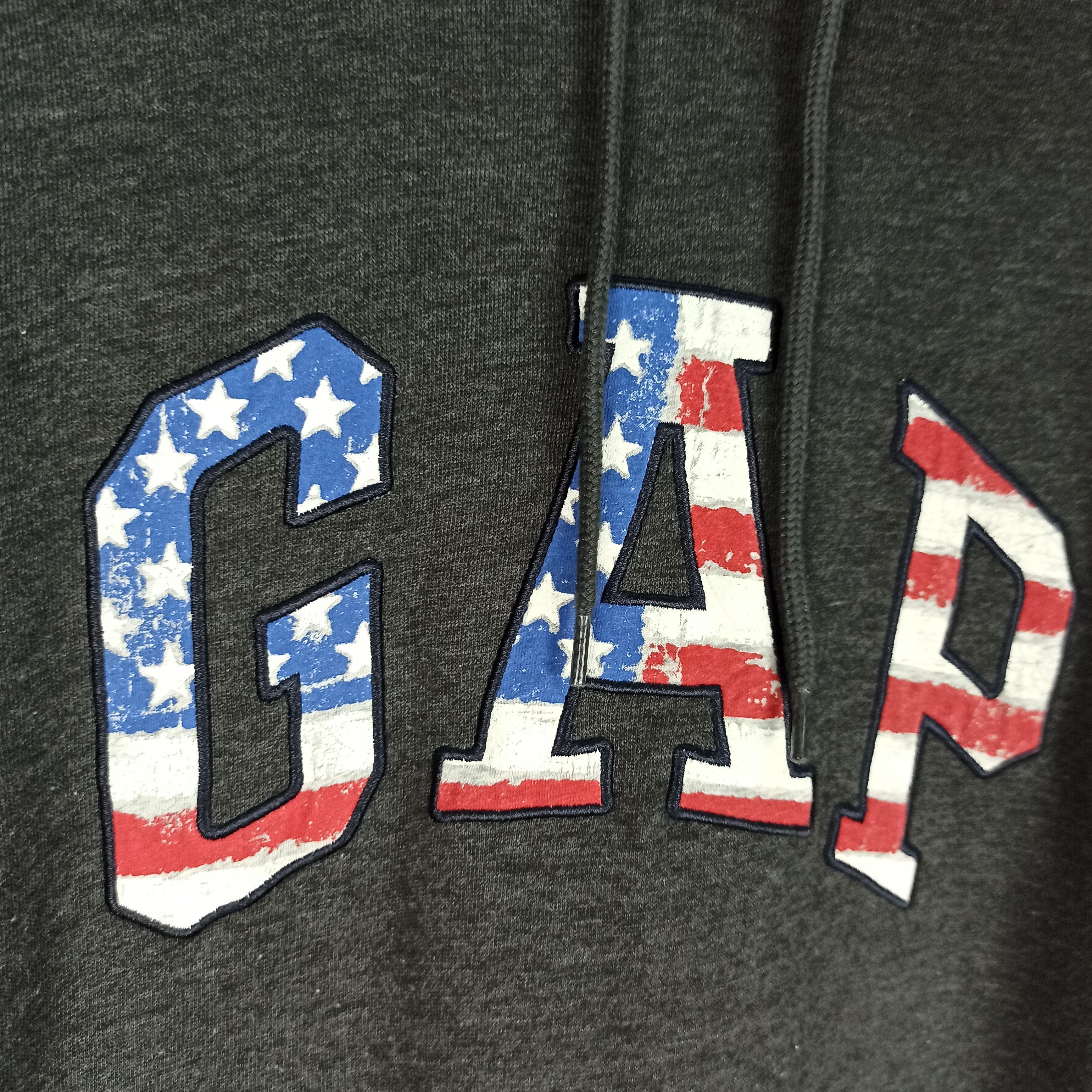 Gap Vintage GAP USA Flat Big Logo Spell Out Hoodie Size US L / EU 52-54 / 3 - 3 Thumbnail