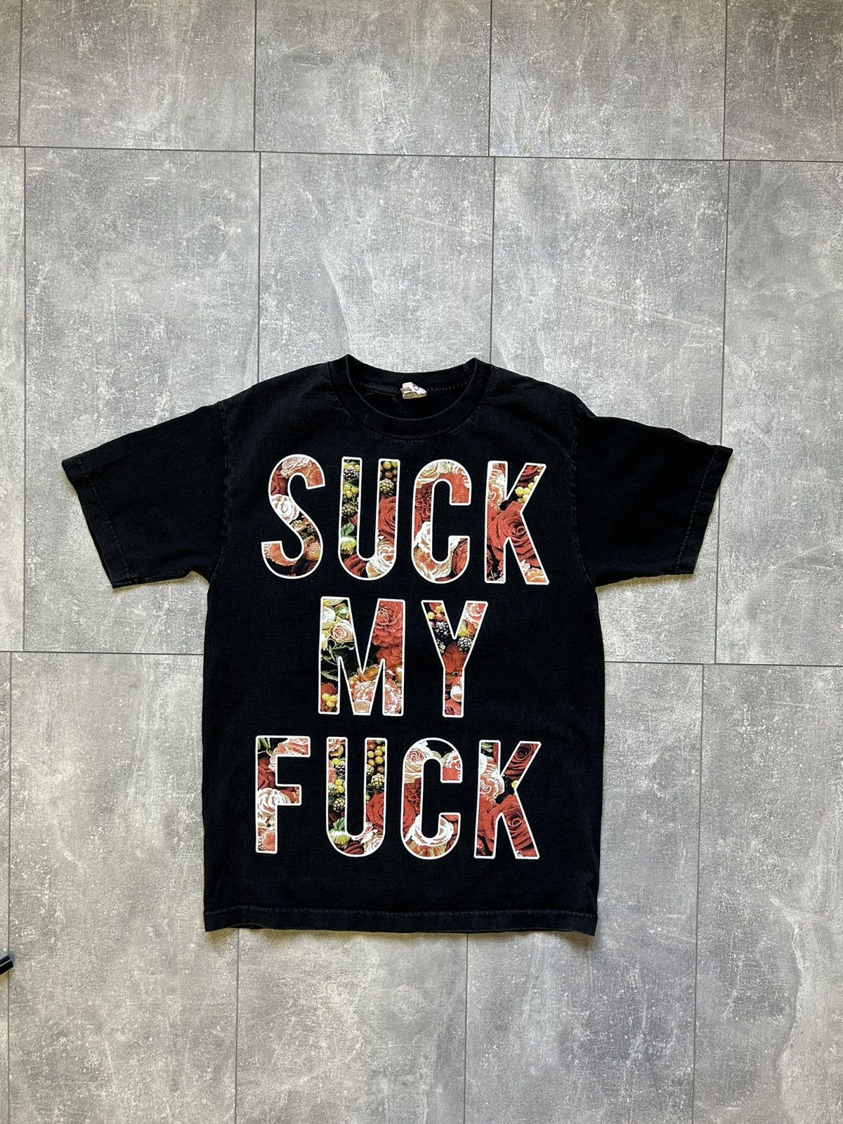 Vintage Mens Vintage Suck my fuck T-shirt tee streetwear Humor y2k Size US M / EU 48-50 / 2 - 1 Thumbnail