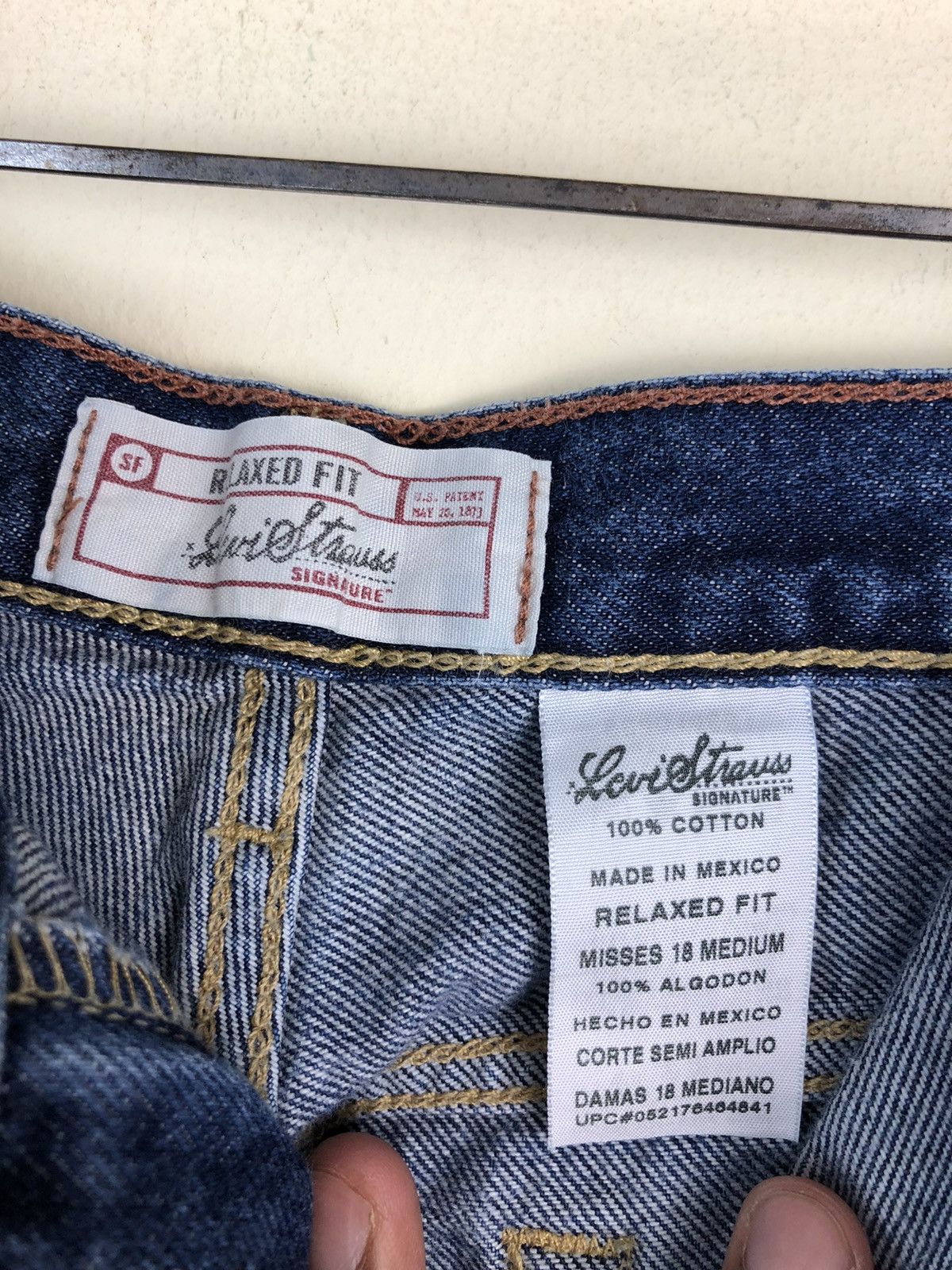 Jean × Levi's Vintage Clothing × Vintage Vintage 90’s Levi Strauss Signature Relaxed Fit Size US 36 / EU 52 - 10 Thumbnail