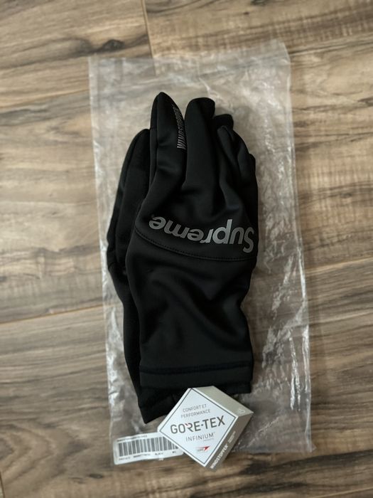 M/L Supreme WINDSTOPPER Gloves Black - 手袋