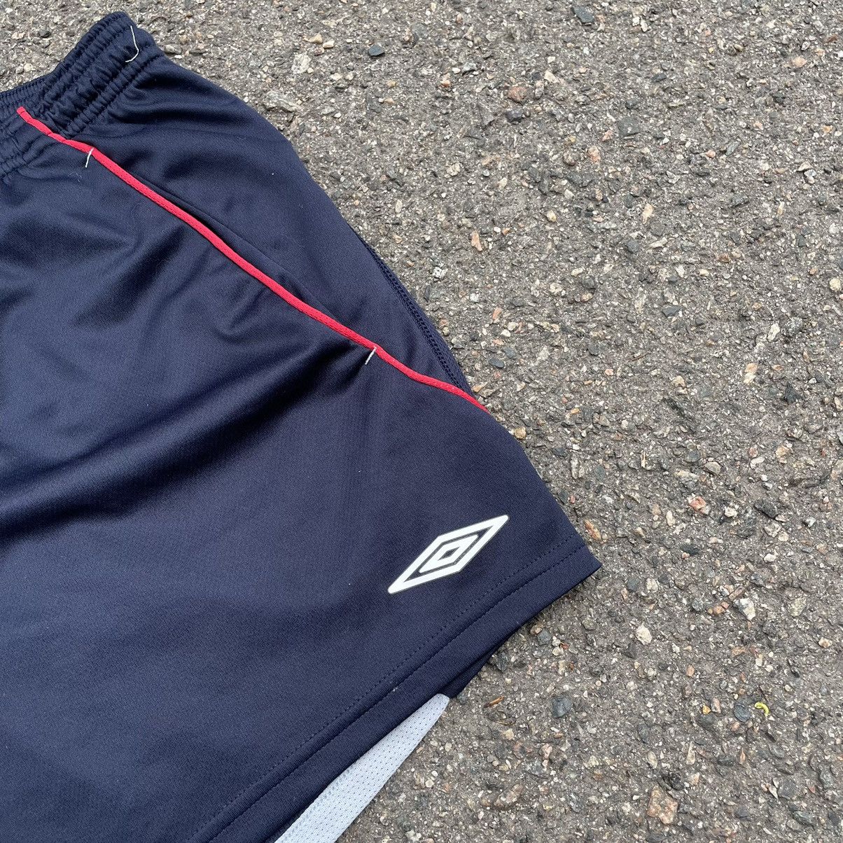 Umbro Vintage Y2K Umbro monogram mini logo shorts streetwear Size US 30 / EU 46 - 3 Thumbnail