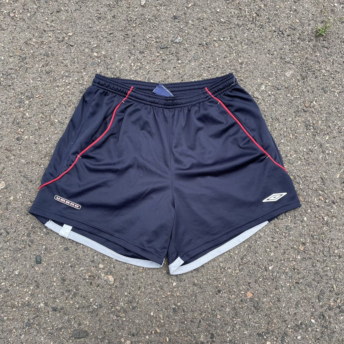 Umbro Vintage Y2K Umbro monogram mini logo shorts streetwear Size US 30 / EU 46 - 1 Thumbnail
