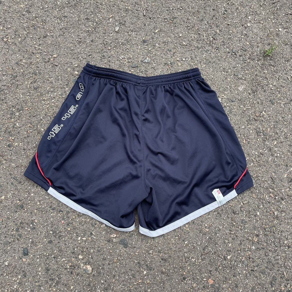 Umbro Vintage Y2K Umbro monogram mini logo shorts streetwear Size US 30 / EU 46 - 7 Thumbnail