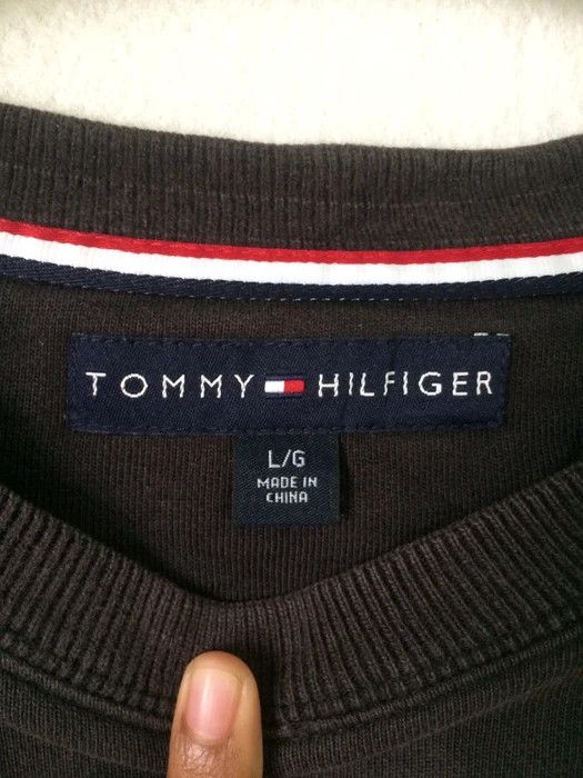 Tommy Hilfiger Tommy Hilfiger Small Logo sweatshirt Size US L / EU 52-54 / 3 - 3 Thumbnail