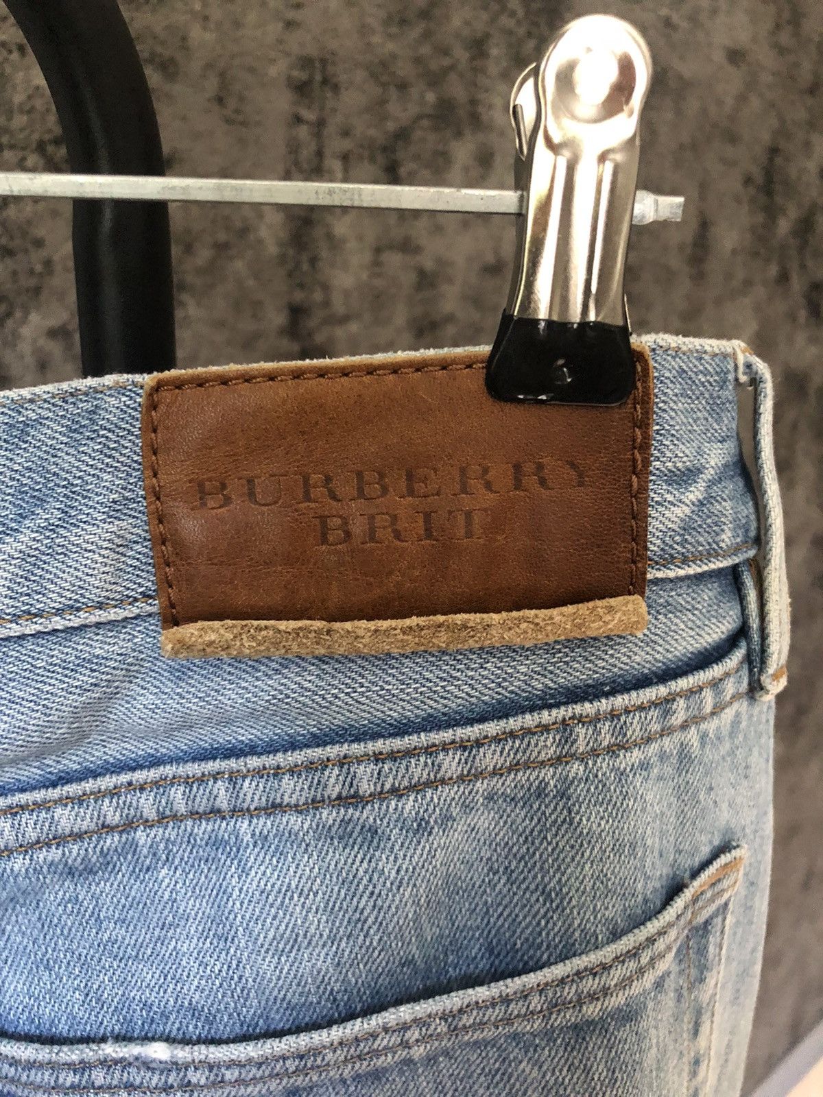 Burberry Burberry Brit distressed blue washed slim jeans Size US 34 / EU 50 - 3 Thumbnail