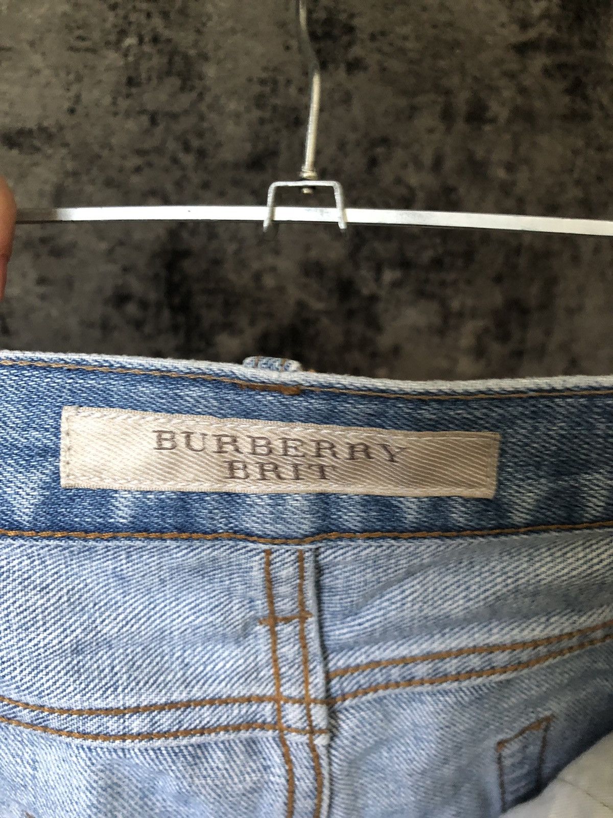 Burberry Burberry Brit distressed blue washed slim jeans Size US 34 / EU 50 - 8 Thumbnail