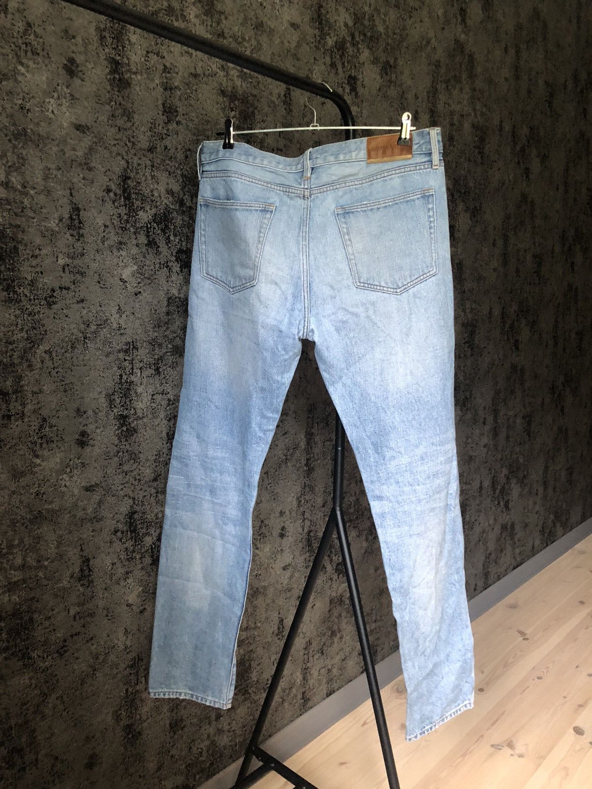 Burberry Burberry Brit distressed blue washed slim jeans Size US 34 / EU 50 - 2 Thumbnail