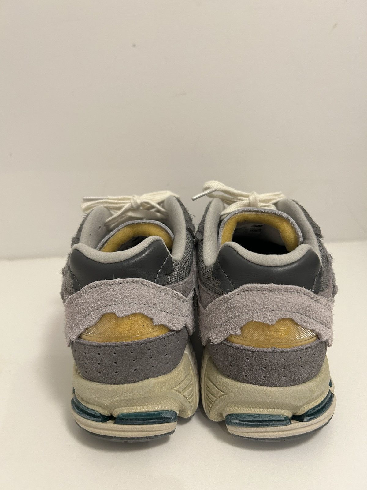 New Balance New Balance 2002R Protection Pack Rain Cloud Size US 9 / EU 42 - 4 Thumbnail