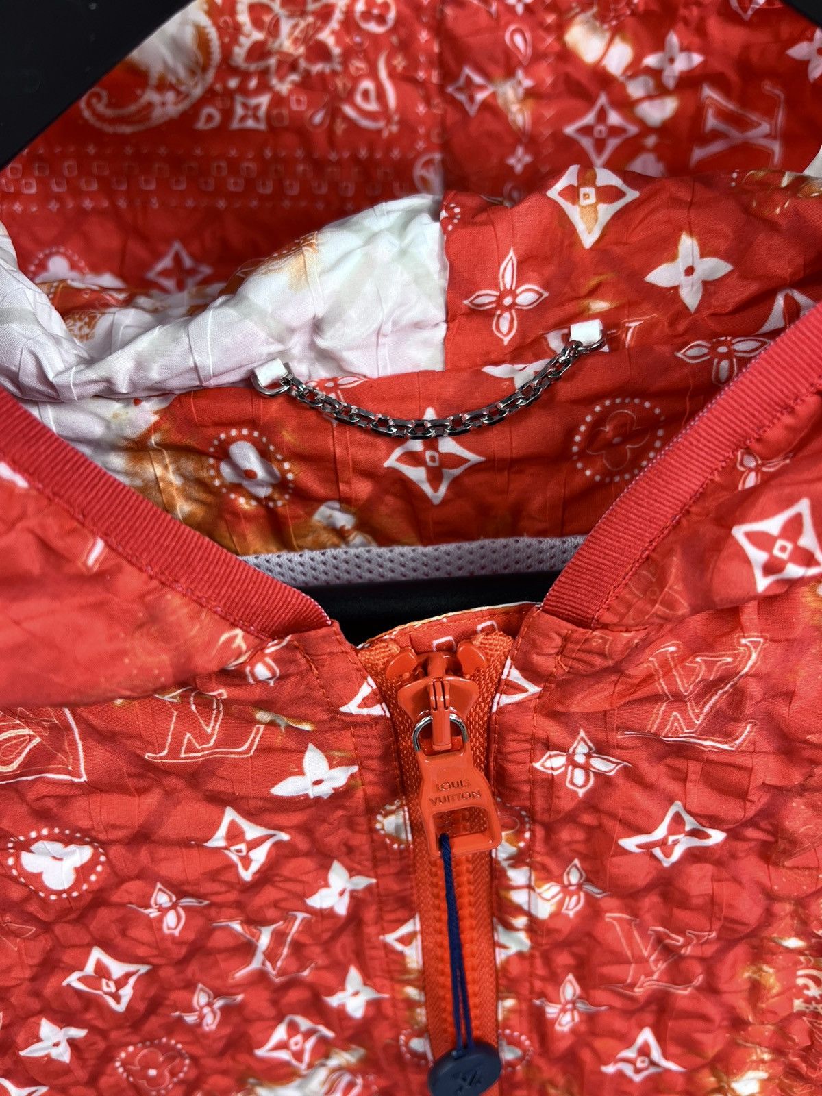 Louis Vuitton × Virgil Abloh LOUIS VUITTON 1AA7HA MONOGRAM BANDANA WINDBREAKER 52 Size US XL / EU 56 / 4 - 4 Thumbnail