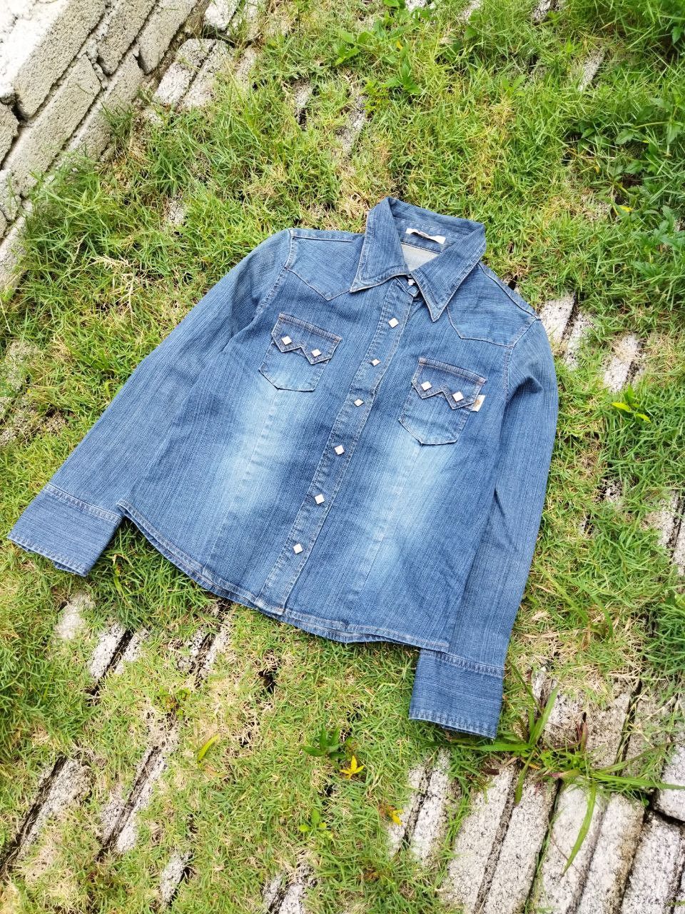 MCM Vintage MCM Denim Blue Shirt - Size L Size L / US 10 / IT 46 - 2 Thumbnail