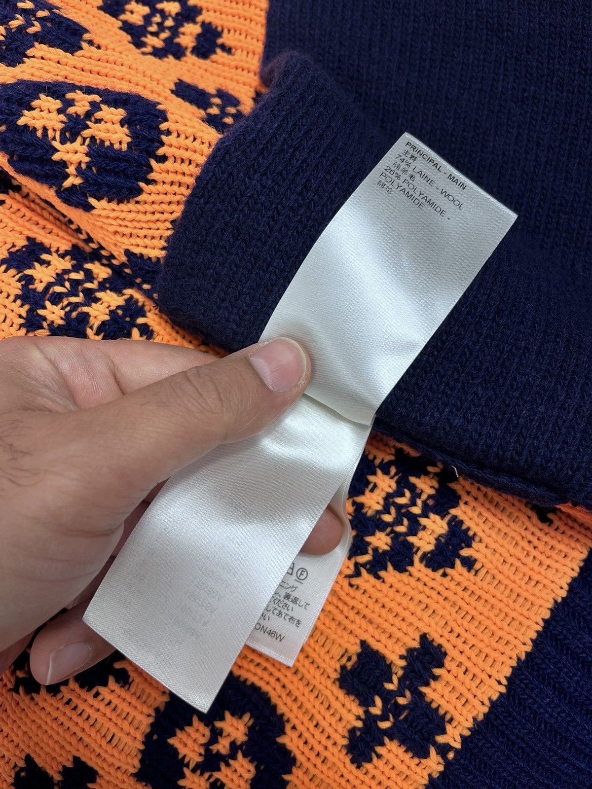 Louis Vuitton LOUIS VUITTON 1AAU8V SIGNATURE MONOGRAM CARDIGAN Size US XL / EU 56 / 4 - 12 Thumbnail