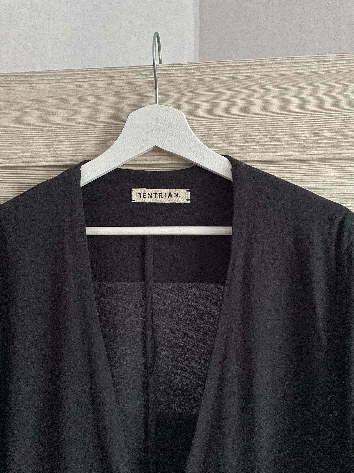 Lentrian Lentrian Black Anatomical Lightweight One Button Cardigan M Size US M / EU 48-50 / 2 - 4 Thumbnail