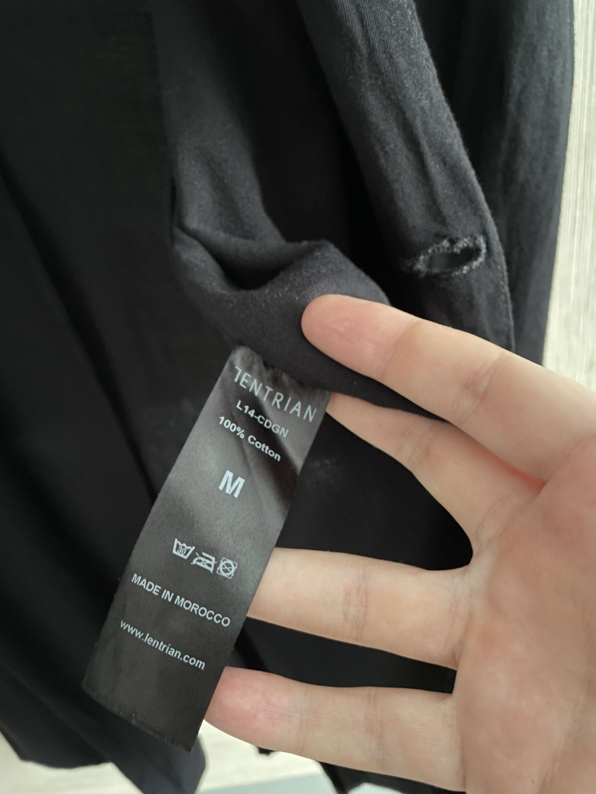 Lentrian Lentrian Black Anatomical Lightweight One Button Cardigan M Size US M / EU 48-50 / 2 - 8 Thumbnail