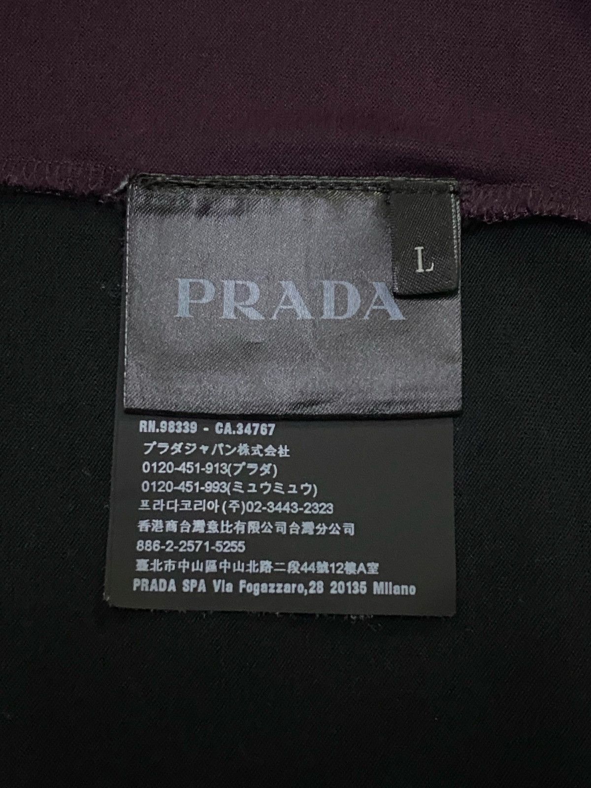 Prada PRADA `Fall-Winter 2018 Graphic Print Design’ Size US L / EU 52-54 / 3 - 10 Thumbnail