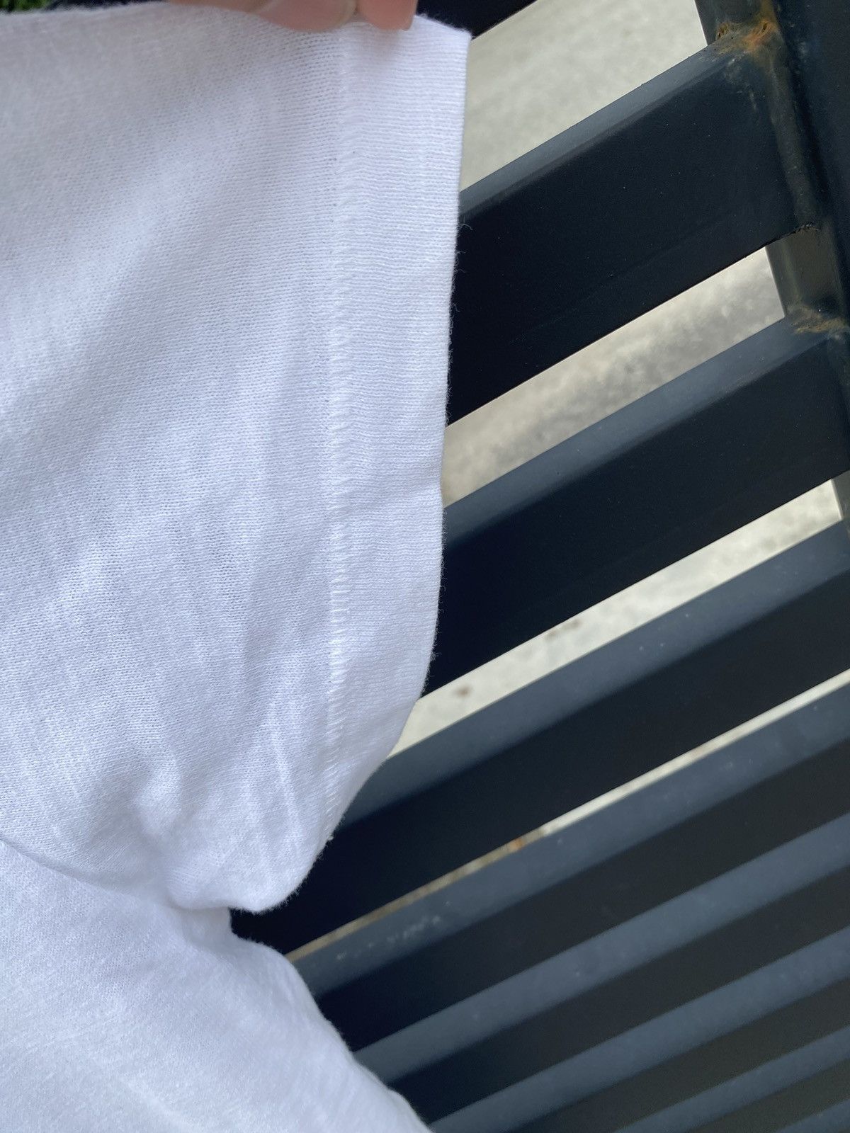 Off-White Vintage Off White Photo Tee Shirt Size US XL / EU 56 / 4 - 10 Thumbnail