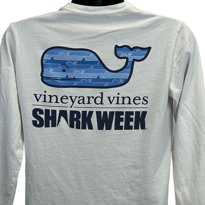 Vineyard vines vineyard vines shark week t shirt discovery channel xs