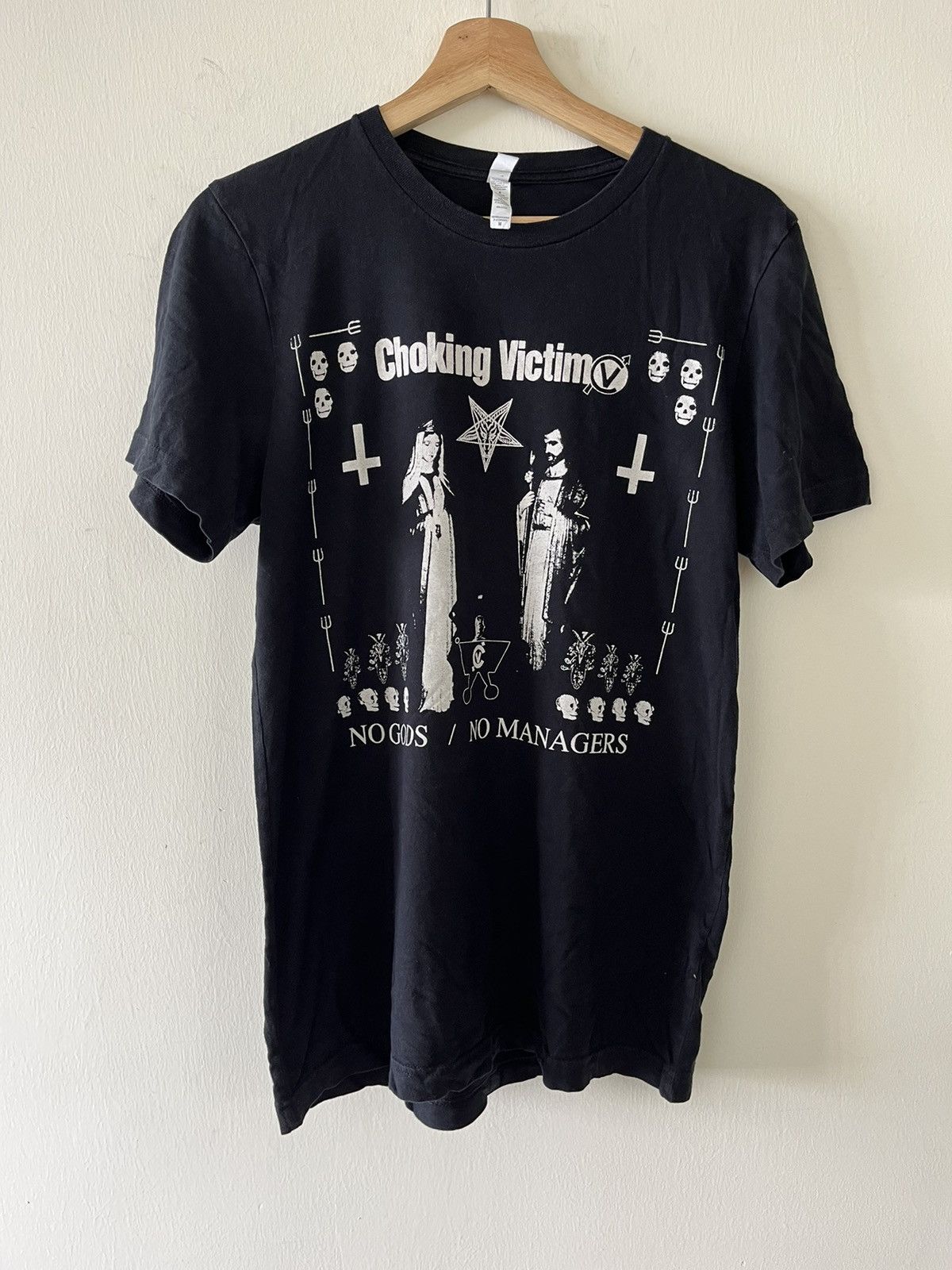 Band Tees × Seditionaries × Vintage Vintage Choking Victim Band Punk Rock No God No Manager Size US M / EU 48-50 / 2 - 7 Thumbnail