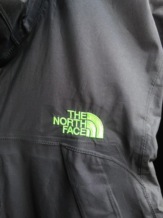 The North Face The North Face Zip Up Black Hood Light Jacket Size US M / EU 48-50 / 2 - 3 Thumbnail