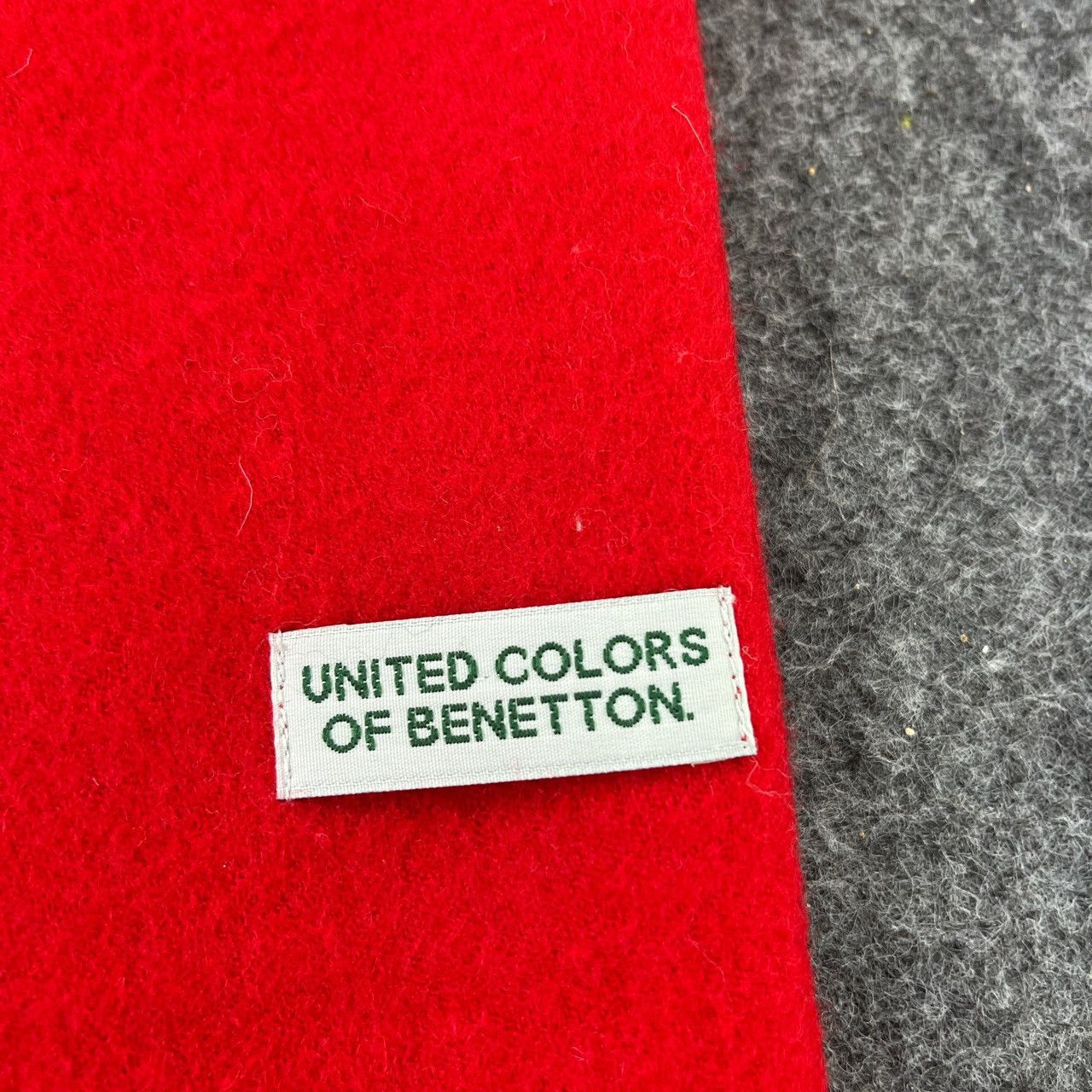 United Colors Of Benetton United Colors of Benetton Scarf / Muffler / Neckwear T378 Size ONE SIZE - 8 Thumbnail