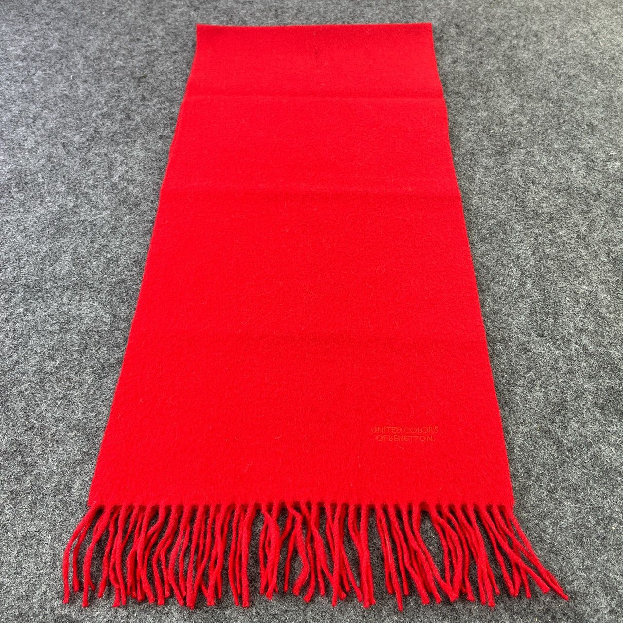United Colors Of Benetton United Colors of Benetton Scarf / Muffler / Neckwear T378 Size ONE SIZE - 1 Thumbnail