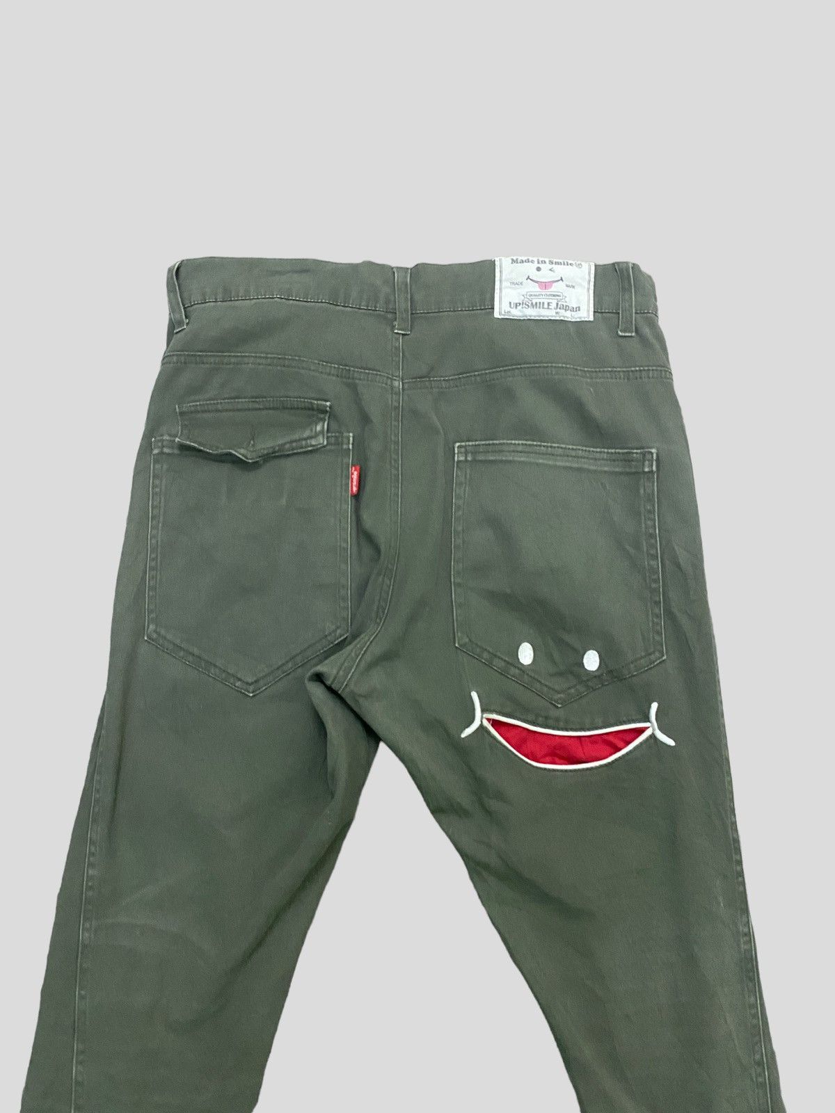 Japanese Brand FAMOUS UP SMILE 😛 SMILEY EMBROIDERED GREEN FADED PANT Size US 29 - 9 Thumbnail