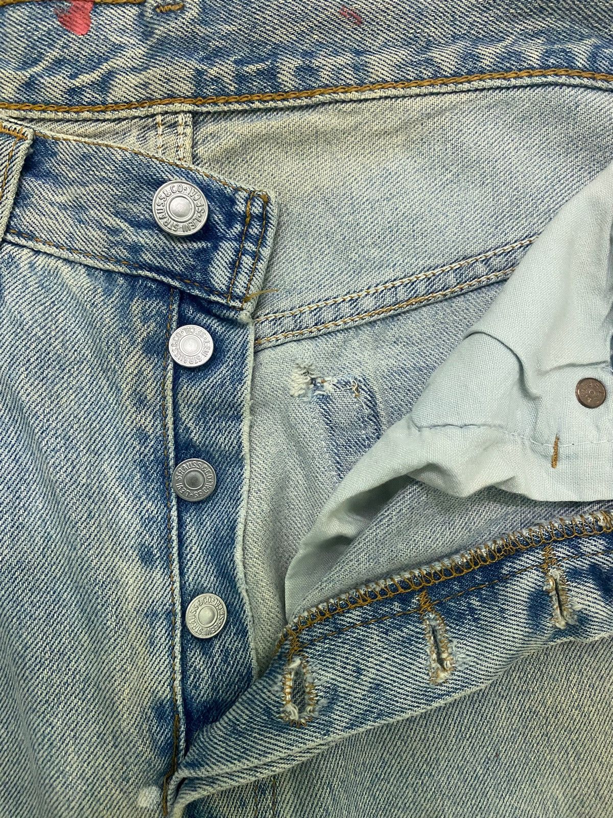 Levi's VINTAGE 90s Levi's 501 PAINT SPLASHED VERY DISTRESSED DENIM Size US 29 - 9 Thumbnail